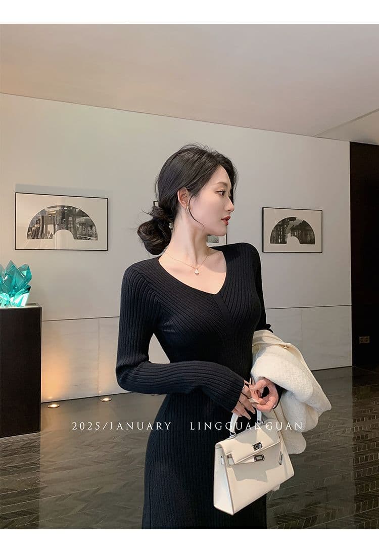 부드러운 바람 품격 V넥 긴팔 니트 여성 드레스 가을 겨울 경기 코트 몸매 가꾸기 슬림해 보이는 인사이드 가져 가라. 만나는 롱 스커트 상세 이미지 3