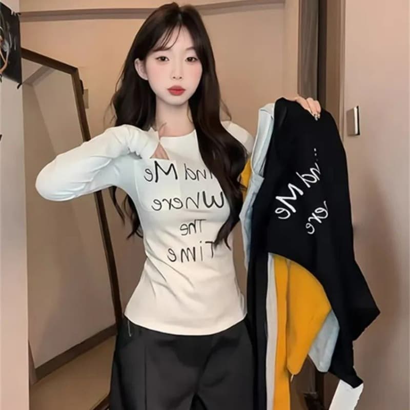 1 1 De 플러시 아메리칸 핫걸 라운드 넥 알파벳 프린트 긴팔 티셔츠 여성 2026 가을 새로운 몸매 가꾸기 슬림해 보이는 맨위 이미지 5