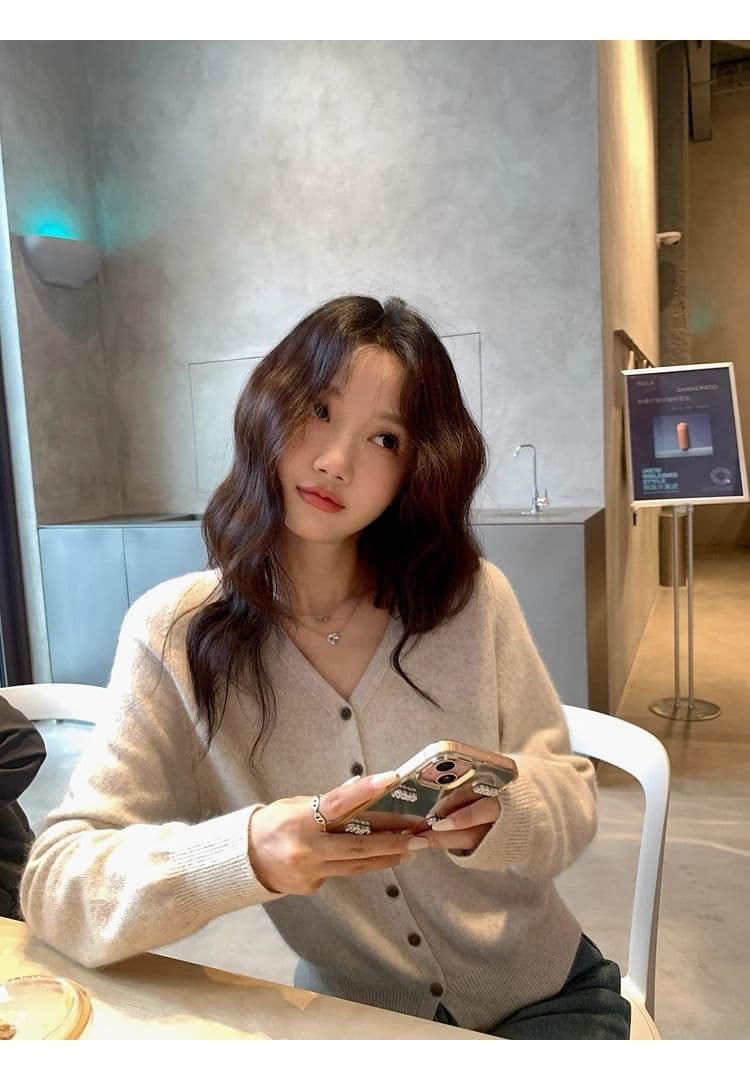 2026 년 패션 미니멀리즘 니트 스웨터 가을 겨울 새로운 한 부서 V넥 니트 오픈 가디건 여성 싱글 단추 긴팔 스웨터 상세 이미지 72
