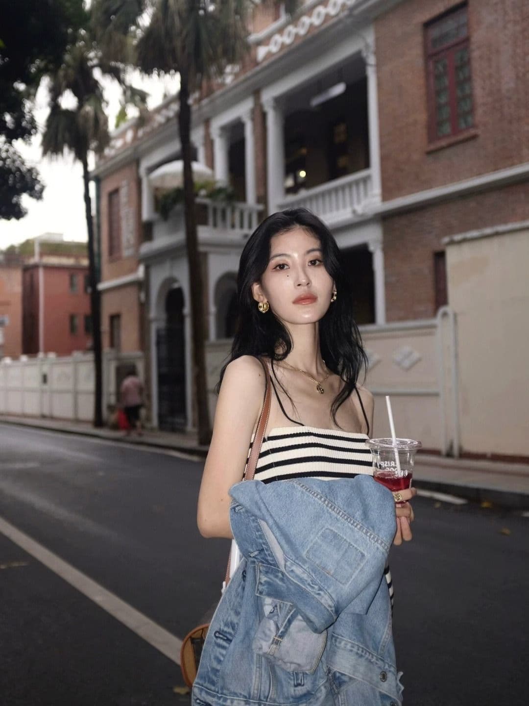 클래식 흑백 줄무늬 치마 여성 익스트림 제인 지배 새로운 고급 센스 캐주얼 드레스 해변가 휴가 해변 치마 상세 이미지 7