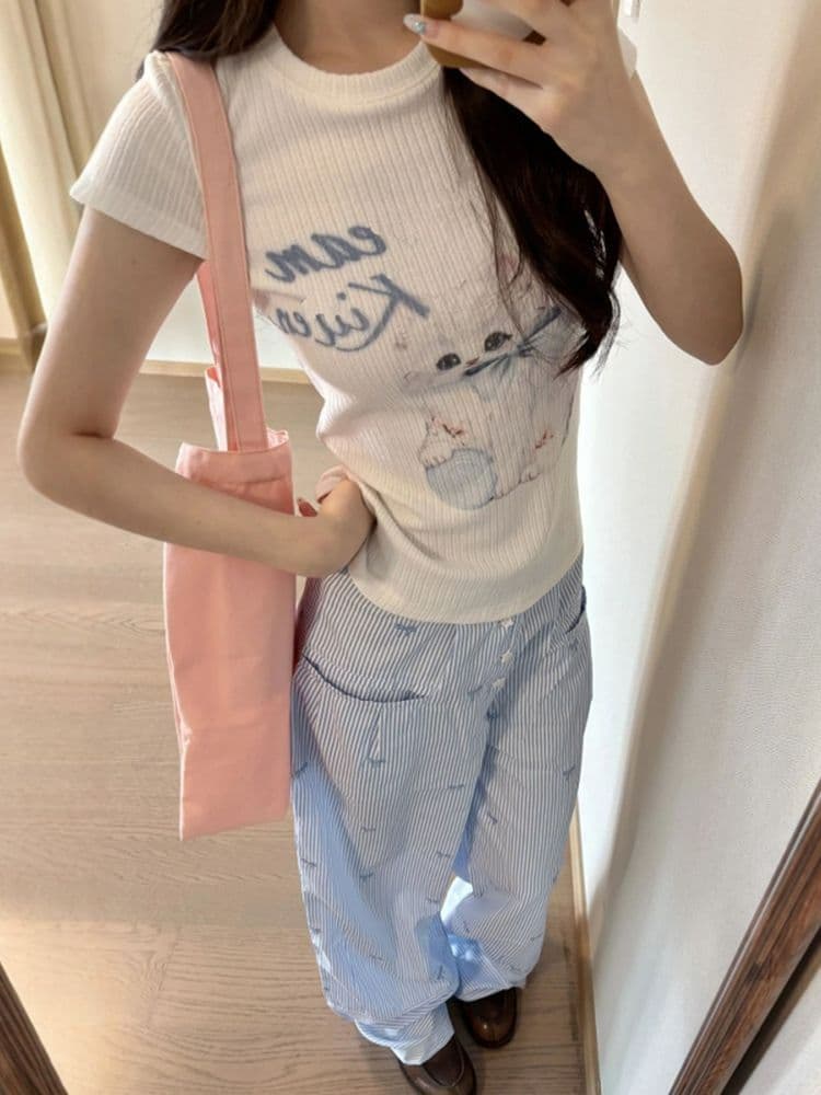 한 부서 품격 캐주얼 스포츠 슈트 여성 여름 긍정적 인 어깨 반팔 긴 바지 학생 귀여운 연령 감소 ootd 투피스 세트 상세 이미지 1