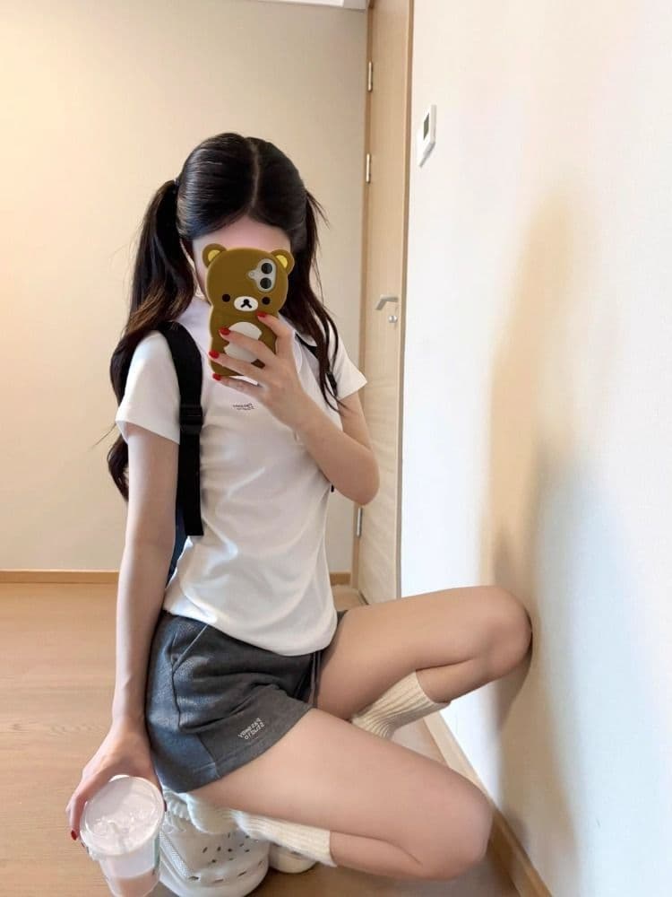 아메리칸 레트로 캐주얼 운동복 세트 여성 여름 달콤한 매운맛 긍정적 인 어깨 화이트 POLO 셔츠 반팔 반바지 투피스 세트 상세 이미지 2