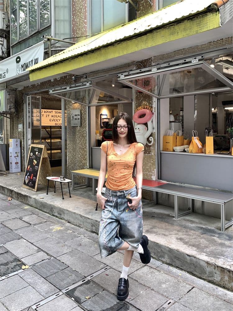 원본 원단 아메리칸 핫걸 V넥 긍정적 인 어깨 반팔 티셔츠 여성 여름 허리 수축 슬림해 보이는 다용도 쇼트 스타일 맨위 새로운 이미지 2