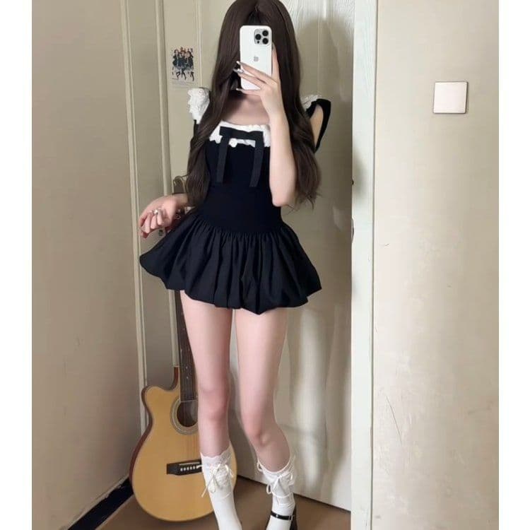 부유 한 가족 천 골드 센스 작은 검은 드레스 레이스 조각 오프숄더 여성 드레스 여름 허리 수축 슬림해 보이는 꽃밭 짧은 치마