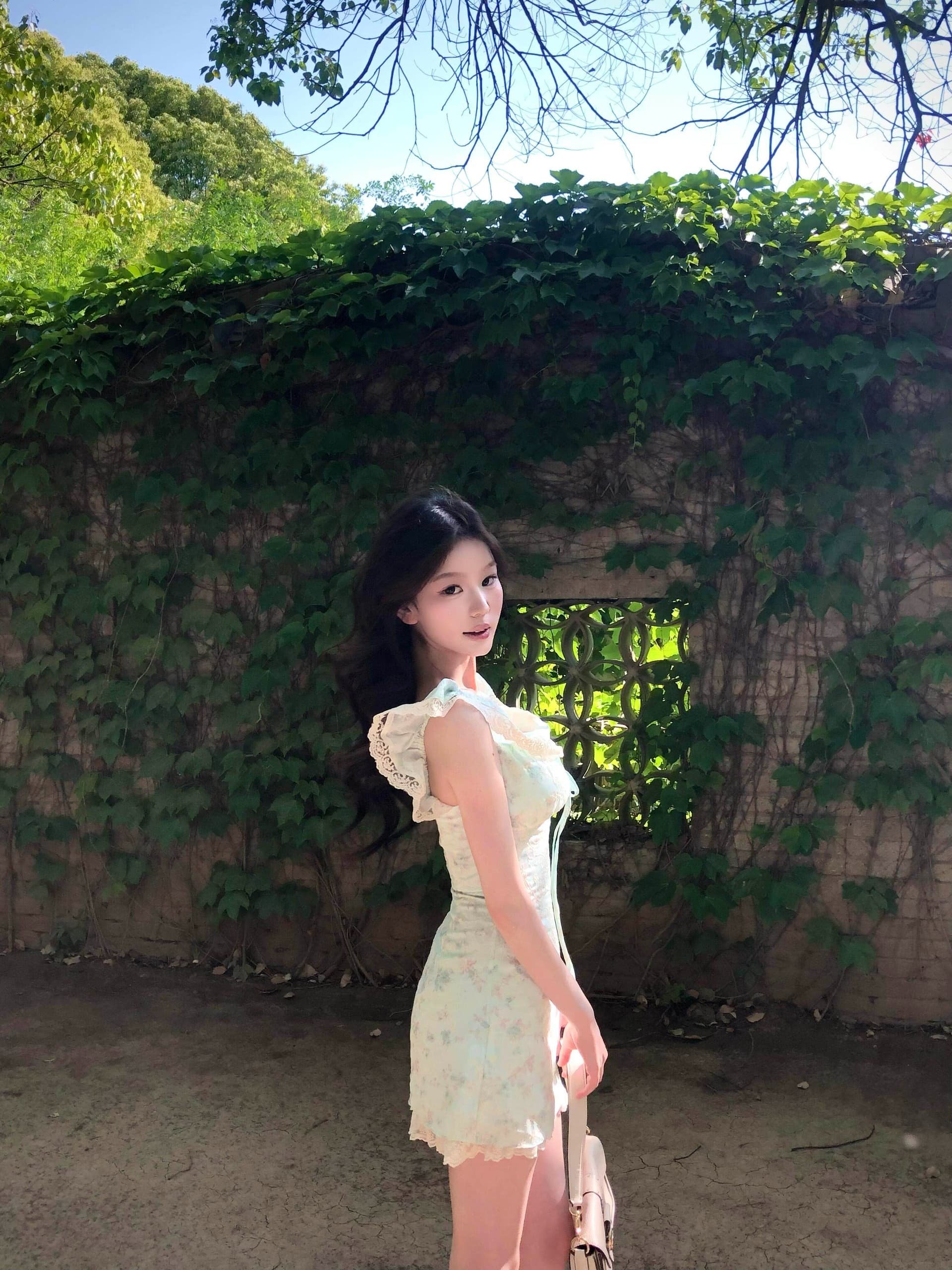 도파민 박하 녹색 꽃무늬 여성 드레스 여름 부드러운 바람 레이스 조각 작은 날다 소매 허리 수축 퍼프 미니 스커트 상세 이미지 8