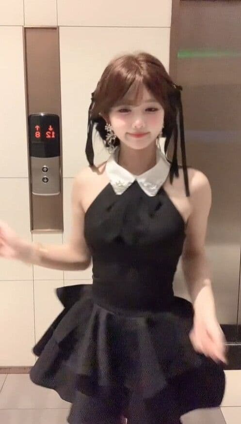 프랑스식 품격 나비 매듭 몸매 가꾸기 행침 목 허리 수축 슬림해 보이는 백리스 작은 검은 드레스 여름 새로운 퍼프 여성 드레스 상세 이미지 4