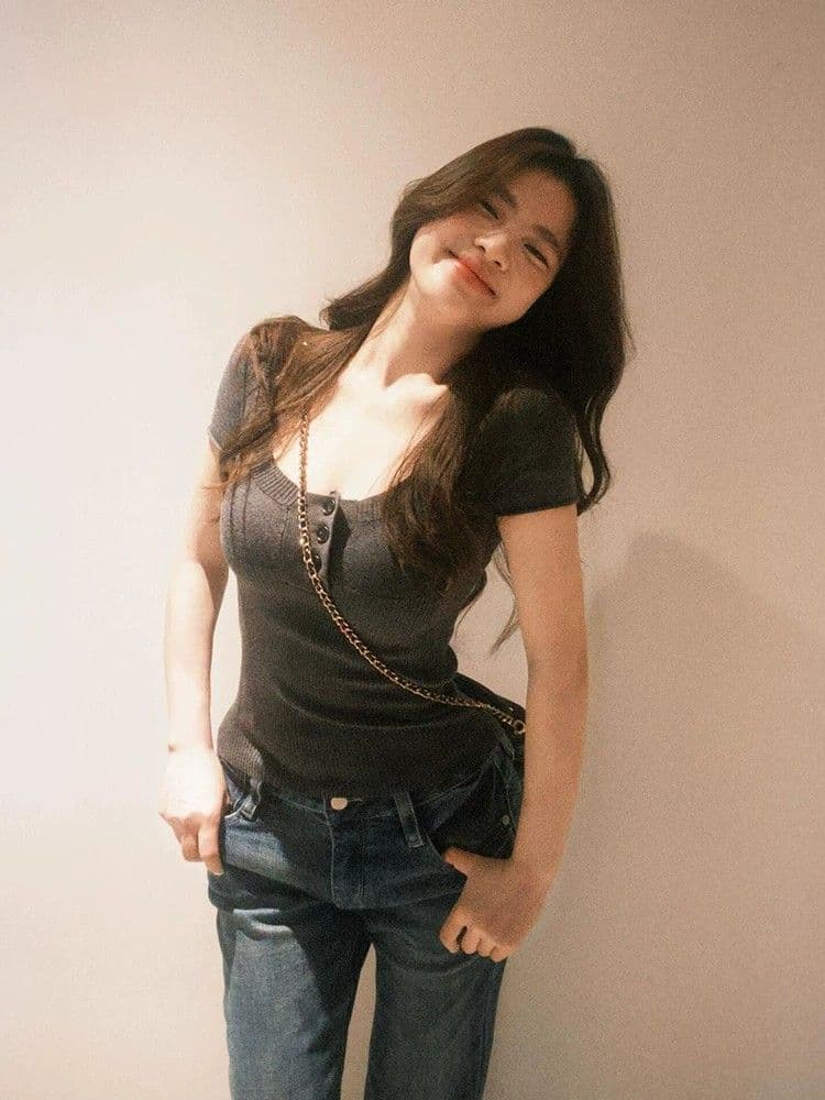 한 부서 핫걸 폭발 허리 수축 스퀘어 입 칼라 니트 반팔 여름 고급 센스 몸매 가꾸기 슬림해 보이는 품격 쇼트 스타일 맨위 상세 이미지 2