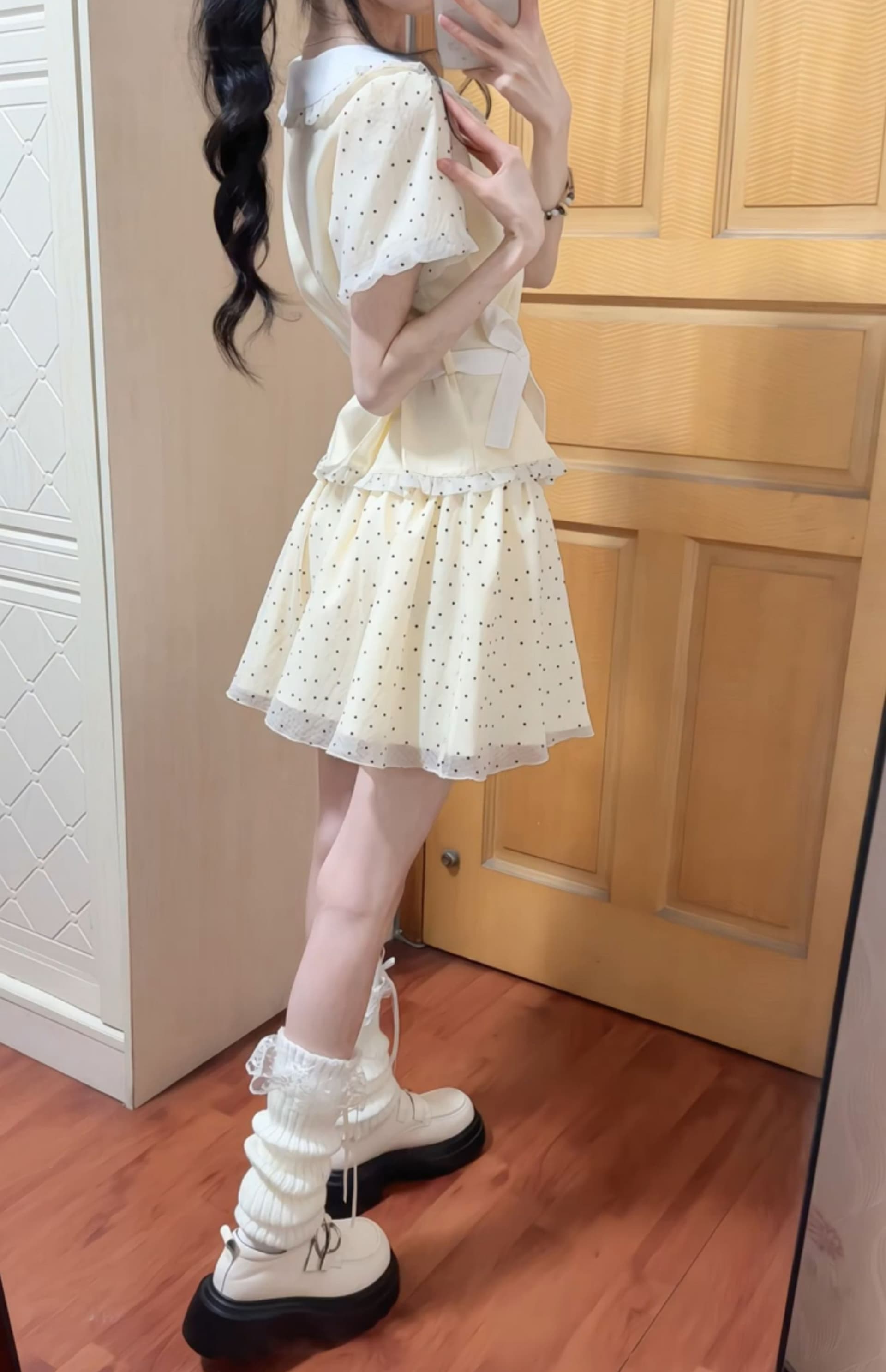 달콤한 자매 학원 스타일 도트 무늬 반신 치마 세트 여성 여름 베이비 칼라 반팔 맨위 케이크 미니 스커트 투피스 세트 상세 이미지 9