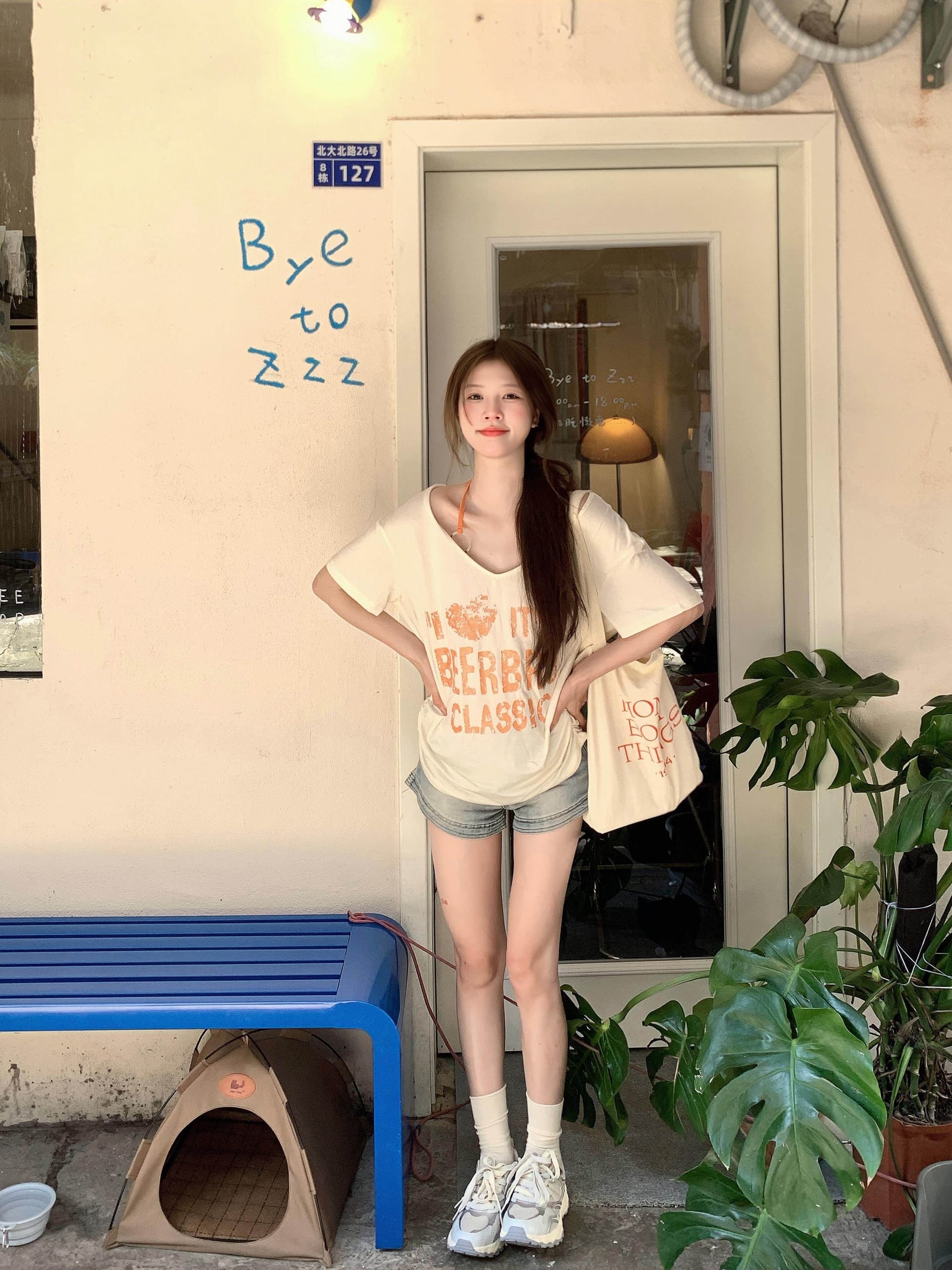원본 원단 아메리칸 핫걸 도파민 V넥 반팔 모달 티셔츠 여성 상세 이미지 4
