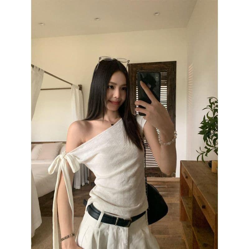 원본 대나무 마디 면 불규칙 비스듬한 어깨 반팔 티셔츠 여성 여름 몸매 가꾸기 슬림해 보이는 디자인 센스 오프숄더 맨위 이미지 2