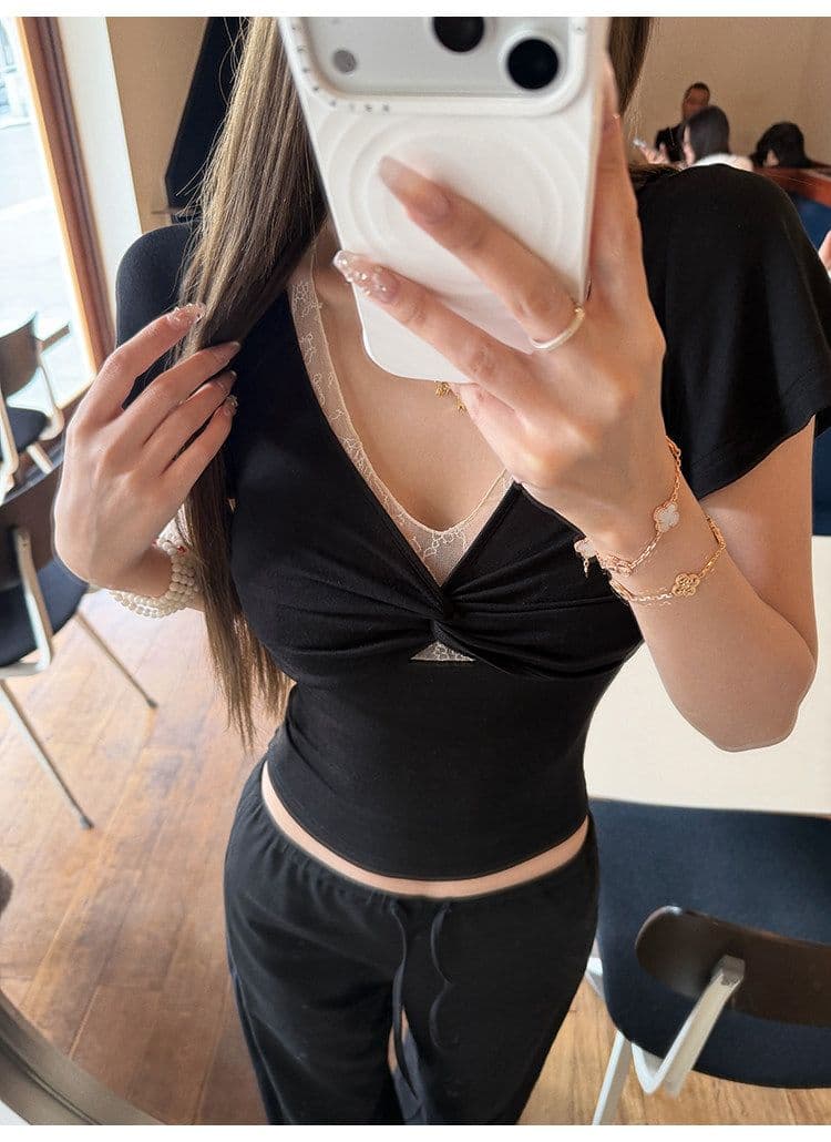 원본 원단 검정색 V넥 페이크 레이어드 반팔 레이스 비틀림 반팔 티셔츠 여성 몸매 가꾸기 슬림해 보이는 맨위 상세 이미지 13