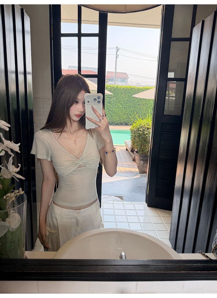 원본 원단 검정색 V넥 페이크 레이어드 반팔 레이스 비틀림 반팔 티셔츠 여성 몸매 가꾸기 슬림해 보이는 맨위 상세 이미지 35