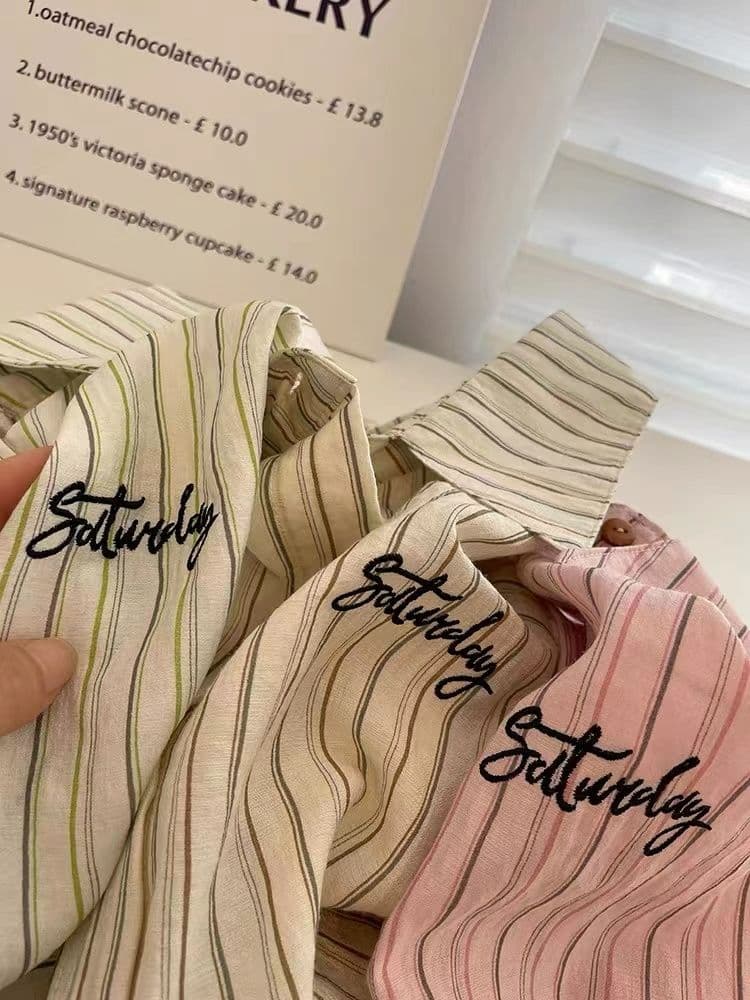 세로 줄무늬 POLO 칼라 반팔 셔츠 남자 여자 여름 드레스 2026 새로운 Chic 슬림해 보이는 셔츠 ins 상세 이미지 18