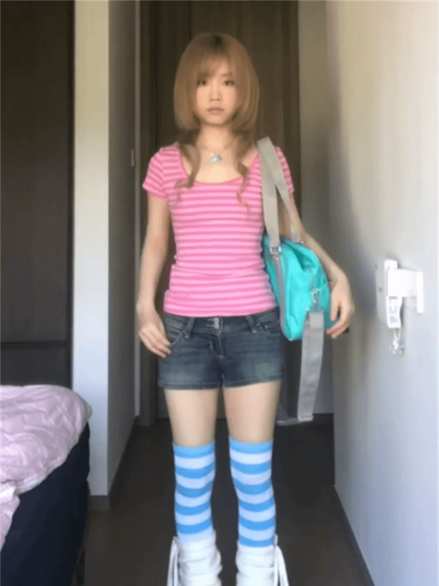 프린트 40 좋은 면 220 그램 아메리칸 핫걸 핑크색 스트라이프 대 네클라인 신축성 티셔츠 여성 이미지 2