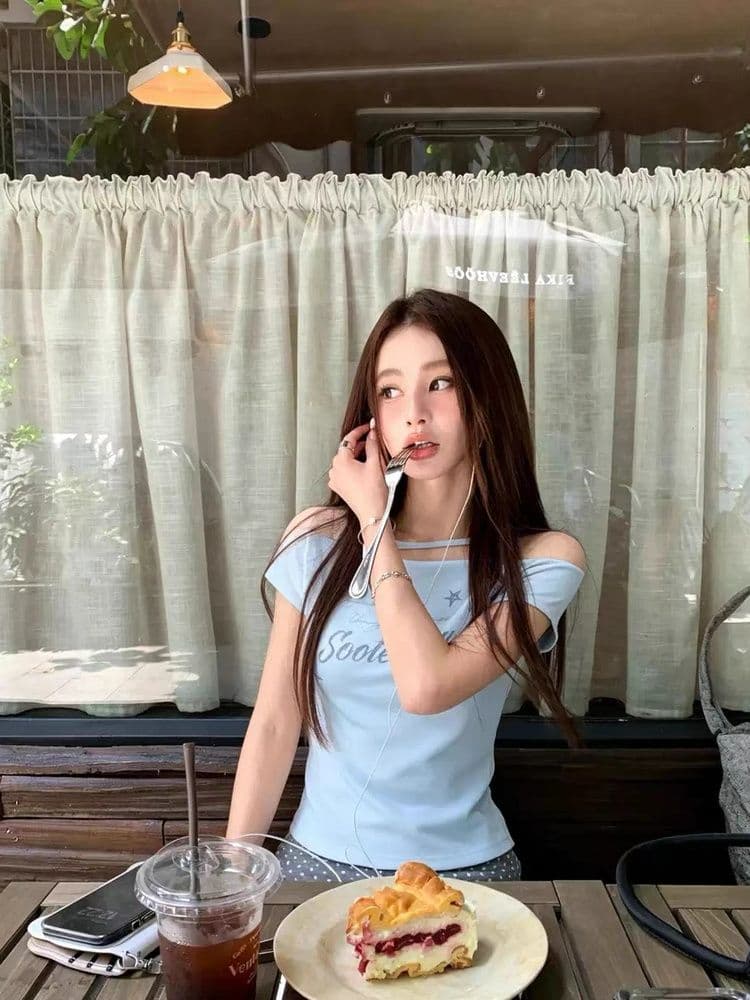 40 순면 한 부서 느긋한 핑크색 비스듬한 어깨 반팔 티셔츠 여성 여름 슬림해 보이는 핫걸 디자인 센스 오프숄더 맨위 상세 이미지 2