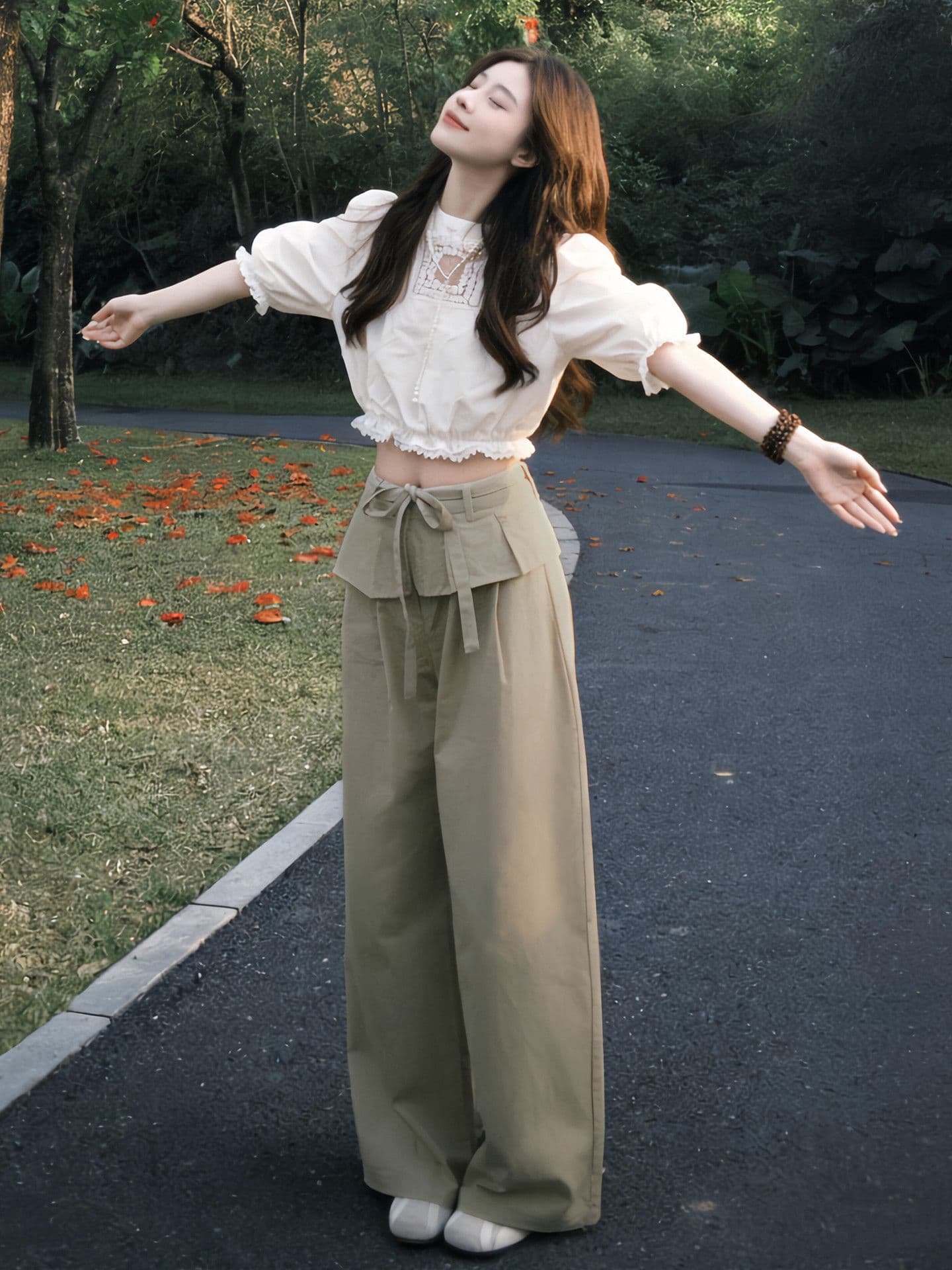 한 부서 그레이트 통해보기 가져 가라. 전체 집합 새로운 화이트 레이스 패치워크 셔츠 맨위 여성 여름 와이드 레그 팬츠 세트 상세 이미지 4
