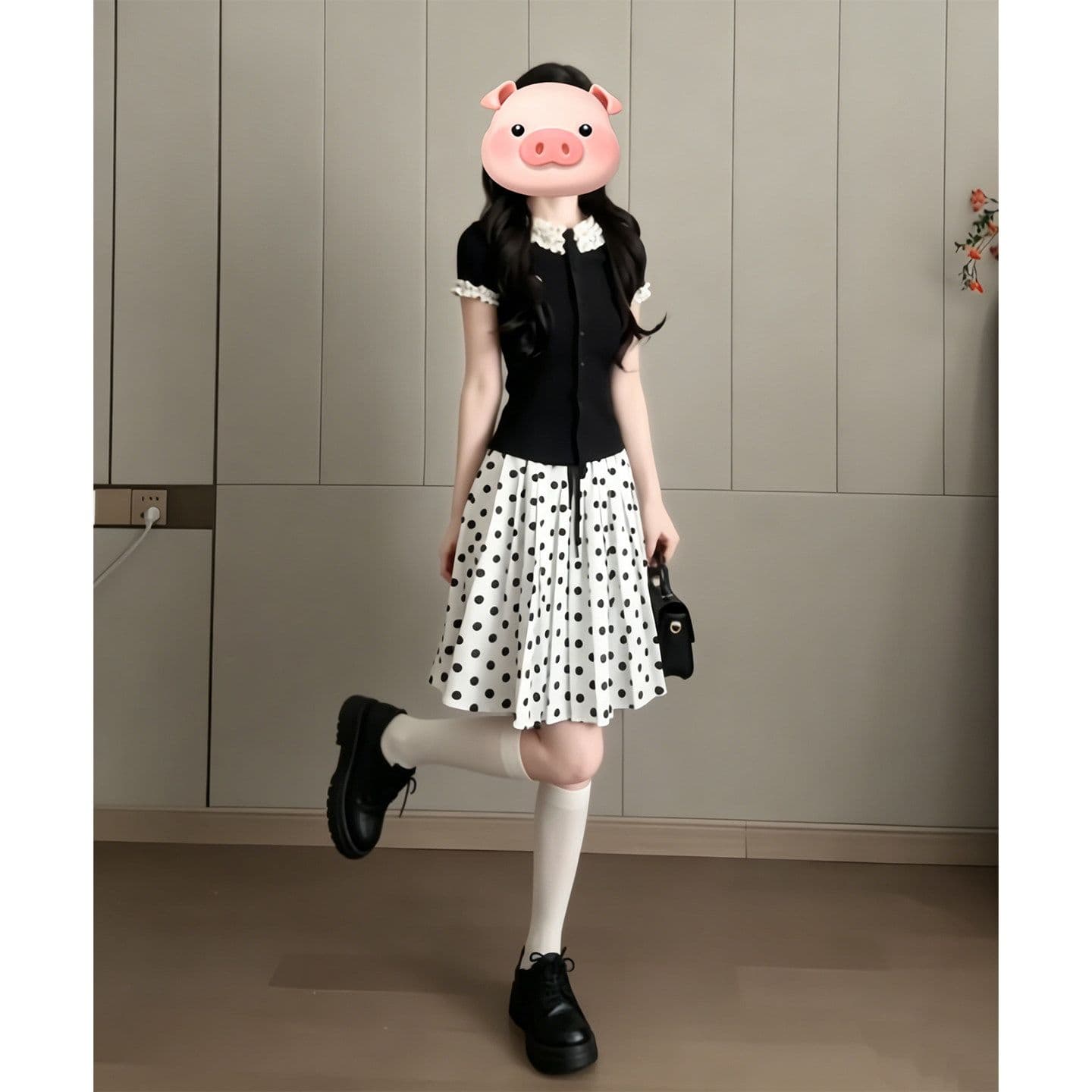 여름 프랑스식 레트로 학원 스타일 착용 가져 가라. 디자인 센스 레이스 소매 반팔 티셔츠 도트 무늬 품격 반신 치마 세트 이미지 4