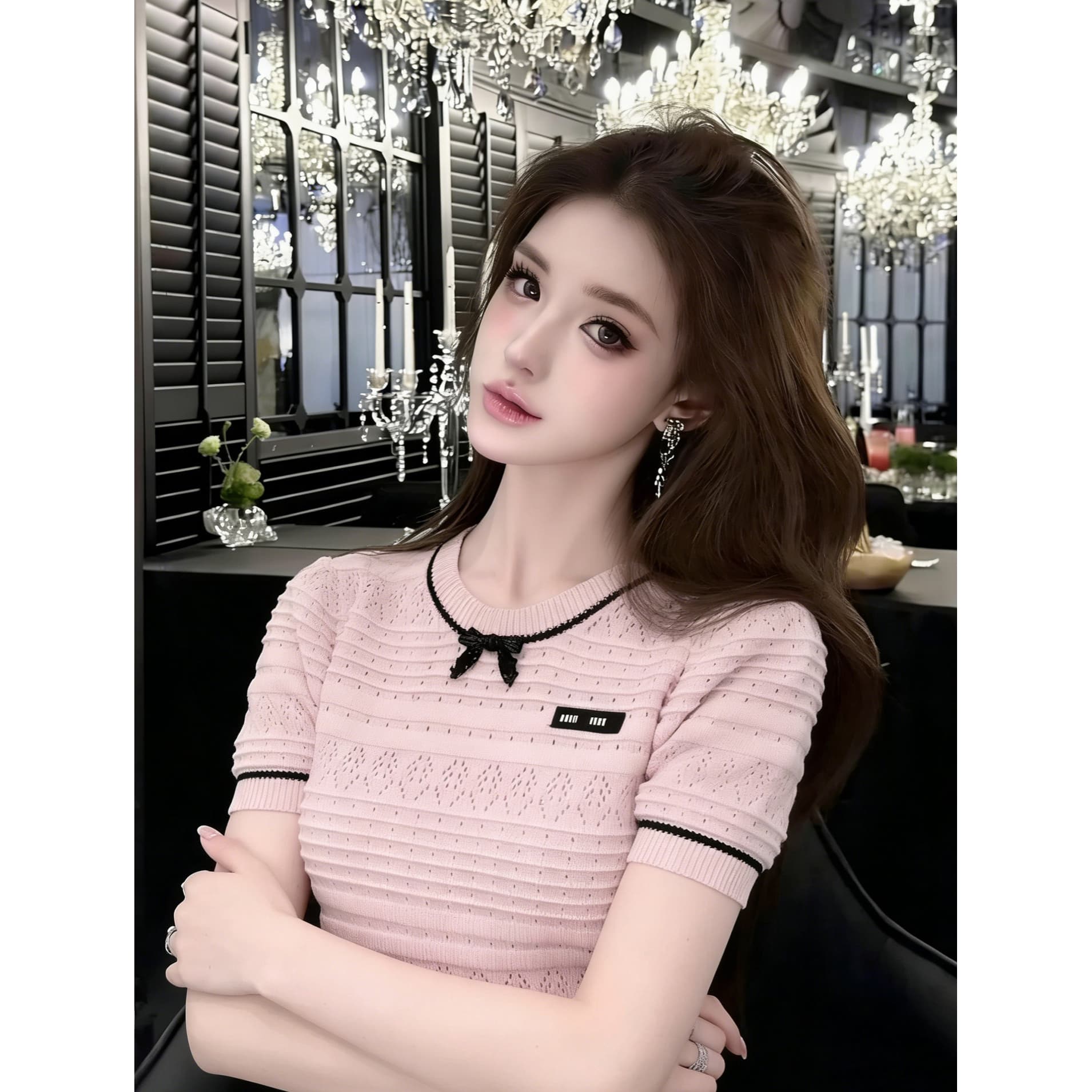 2026 년 여름 작은 샤넬 스타일 배색 니트 반팔 티셔츠 고급 센스 나비 매듭 품격 작은 키 맨위 여성 이미지 5