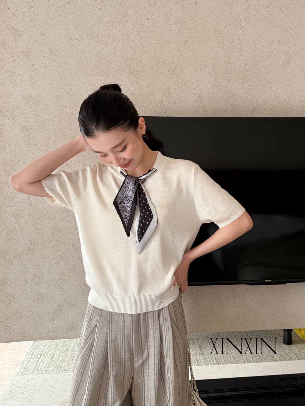 한국 스타일 미니멀리즘 오래된 돈 바람 경기 스카프 반팔 2026 년 여름 니트 스웨터 여성 레트로 출퇴근 바람 라운드 넥 맨위 이미지 2