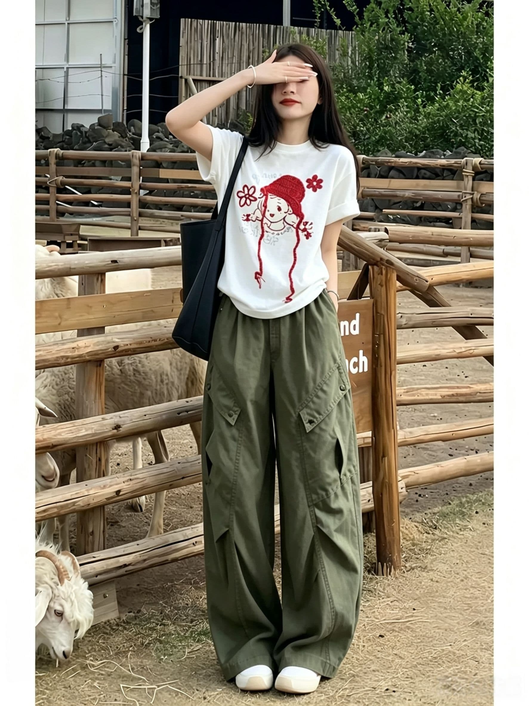 한 부서 느긋한 캐주얼 스포츠 슈트 여성 여름 학생 루즈핏 디자인 센스 반팔 티셔츠 워크웨어 팬츠 투피스 세트 상세 이미지 4