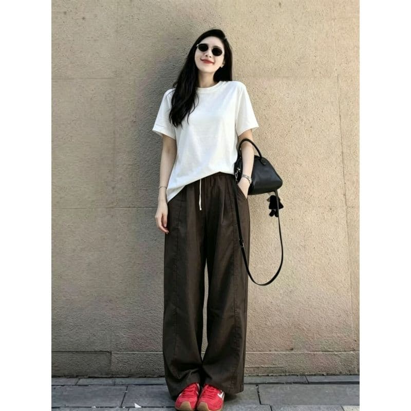 여름 ootd 착용 가져 가라. 세트 한국 스타일 연령 감소 루즈핏 화이트 반팔 티셔츠 캐주얼 슬림해 보이는 와이드 레그 팬츠 투피스 세트