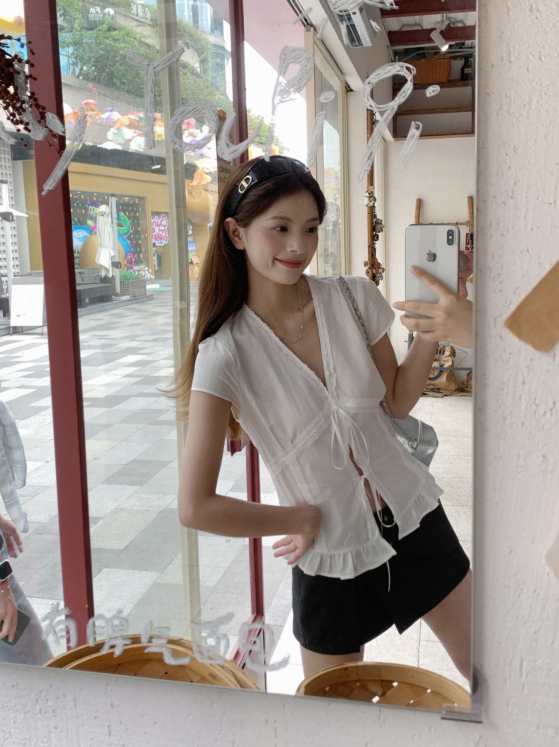원본 원단 레이스 레이스 몸매 가꾸기 V넥 허리 수축 반팔 흰 셔츠 레이스업 디자인 센스 아메리칸 핫걸 맨위 상세 이미지 3