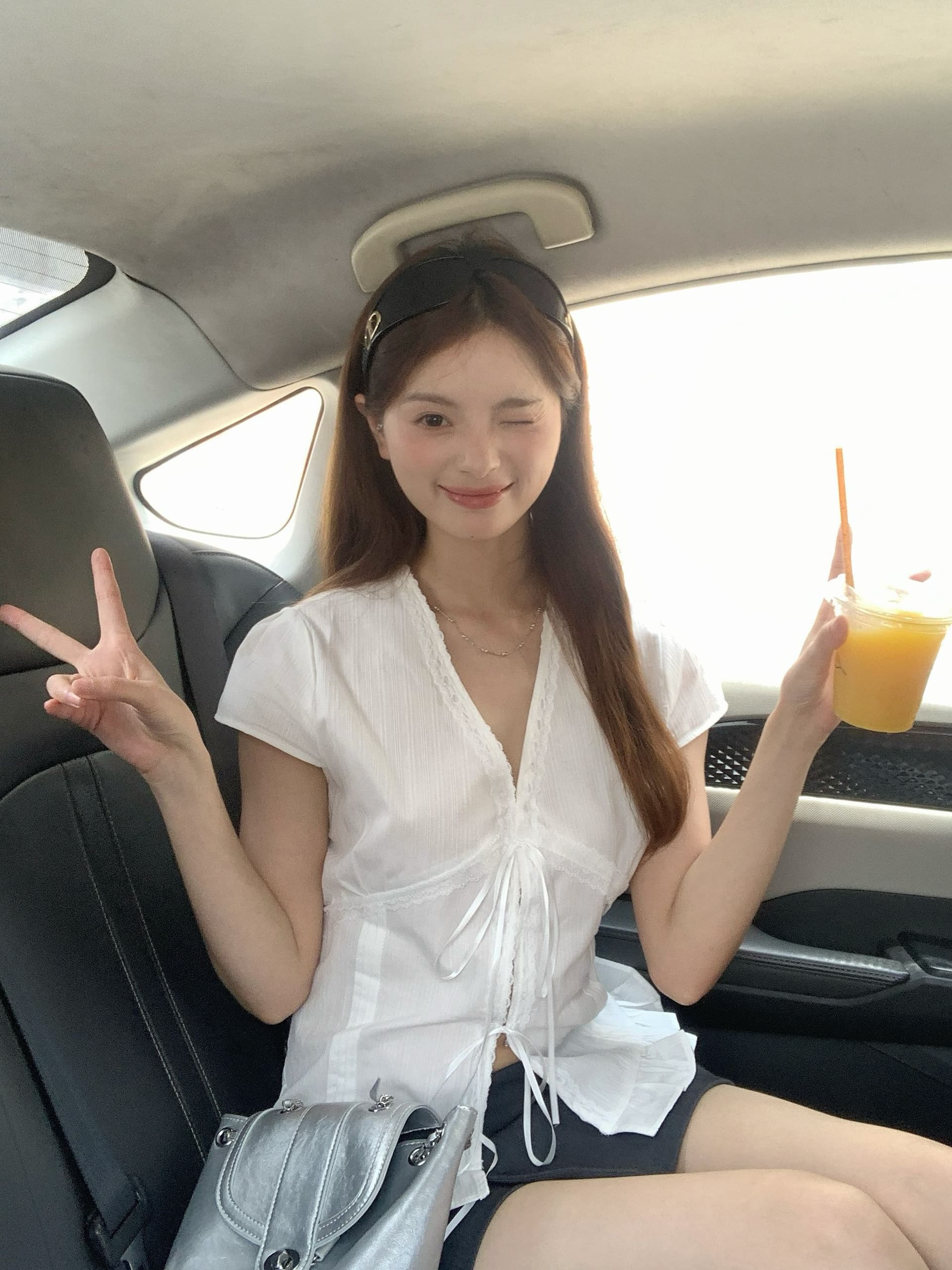 원본 원단 레이스 레이스 몸매 가꾸기 V넥 허리 수축 반팔 흰 셔츠 레이스업 디자인 센스 아메리칸 핫걸 맨위 상세 이미지 17