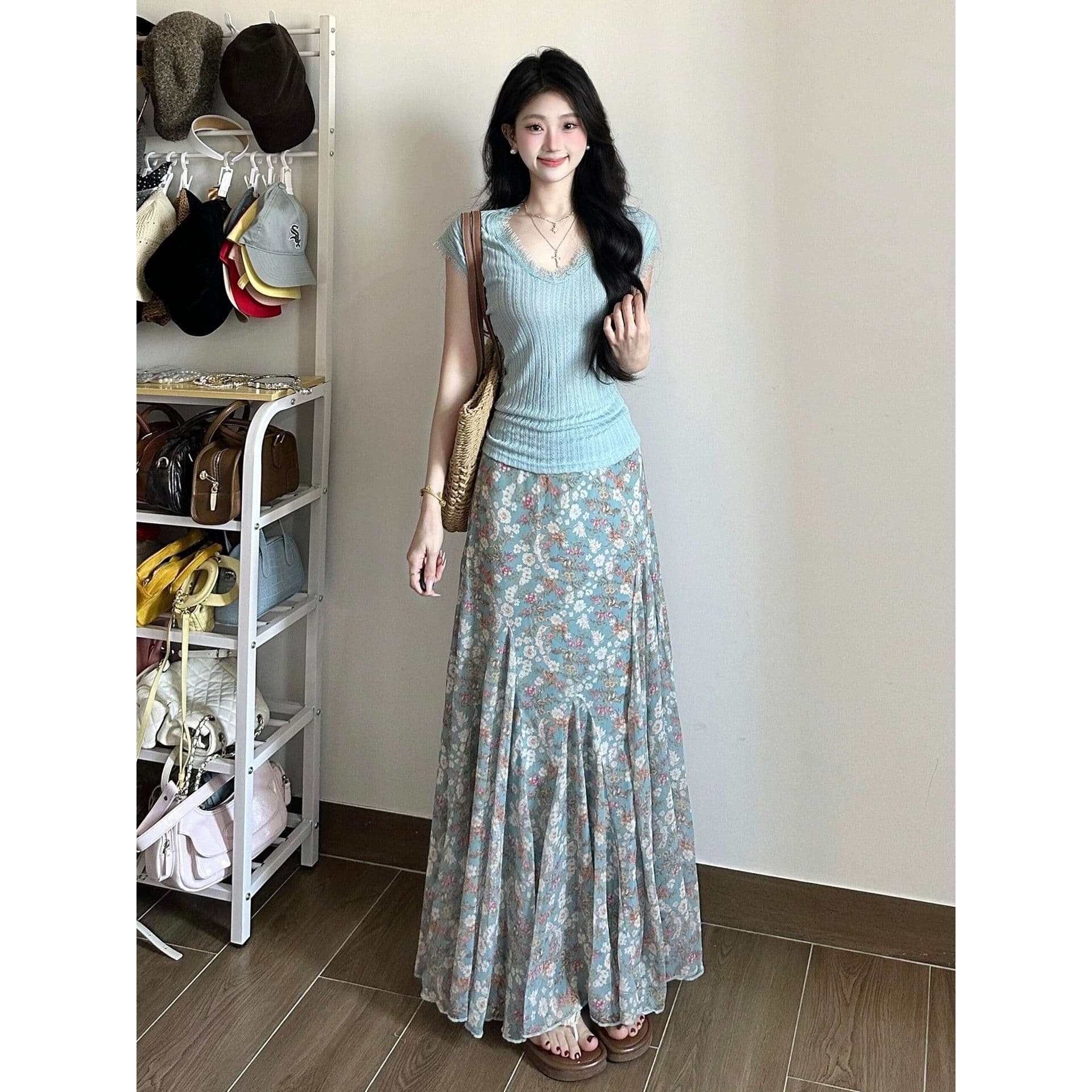 한 부서 부드러운 바람 꽃무늬 두 조각 여성 세트 여름 V넥 몸매 가꾸기 슬림해 보이는 품격 세트 드레스