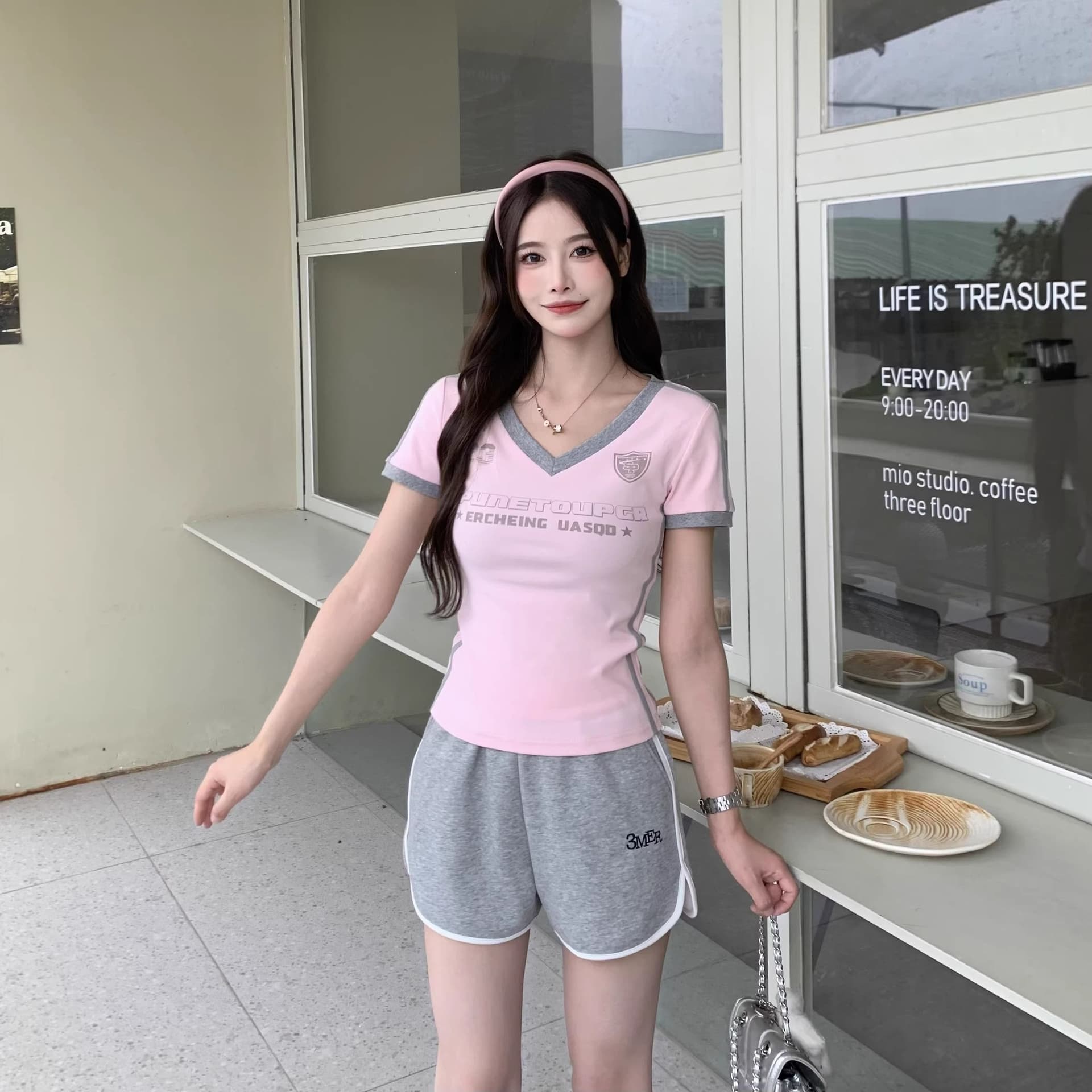 40 1 1 순면 아메리칸 V넥 삽입 어깨 소매 반팔 디자인 센스 Chic 핫걸 몸매 가꾸기 슬림해 보이는 짧은 맨위 이미지 3