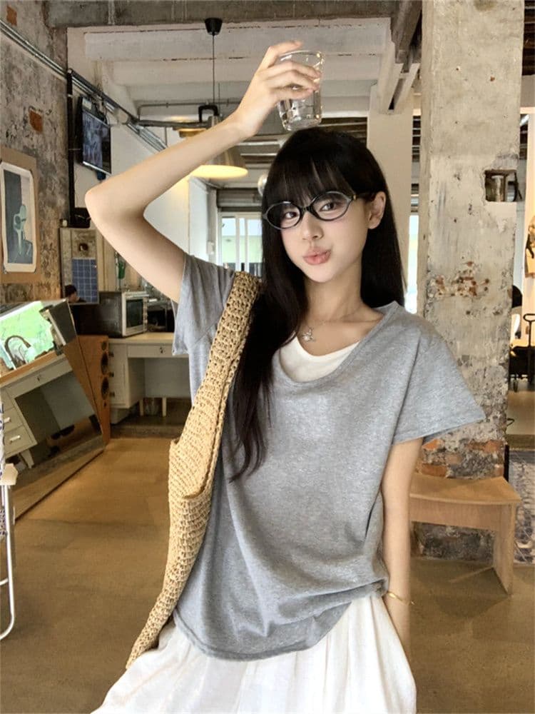 1 1 모달 한 부서 디자인 센스 페이크 레이어드 배색 패치워크 V넥 반팔 티셔츠 여성 Z아 어깨 루즈핏 맨위
