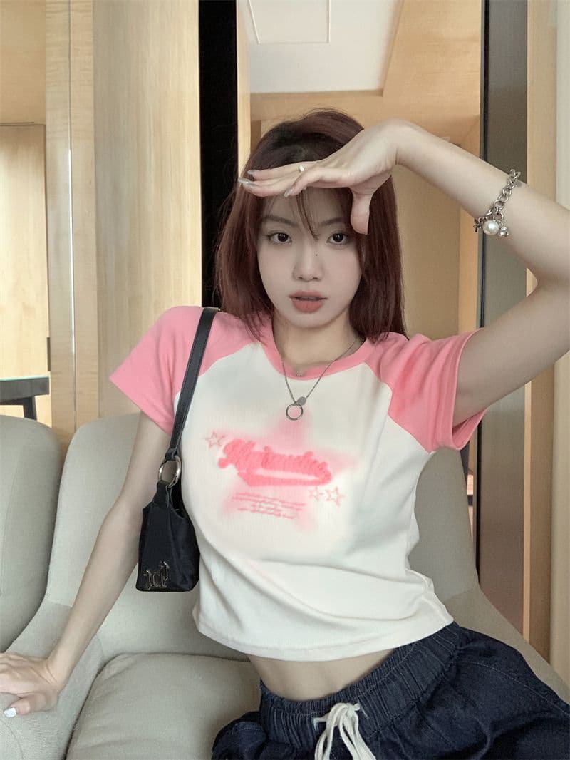 달콤한 핫걸 알파벳 긍정적 인 어깨 티셔츠 여성 여름 새로운 몸매 가꾸기 쇼트 스타일 이슬 뼈의 슬림해 보이는 반팔 맨위 상세 이미지 17