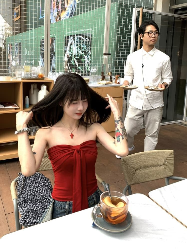 레트로 빨간색 튜브탑 조끼 여름 디자인 센스 나비 매듭 섹시함 핫걸 인사이드 가져 가라. 외출용 맨위 쇼트 스타일 상세 이미지 7