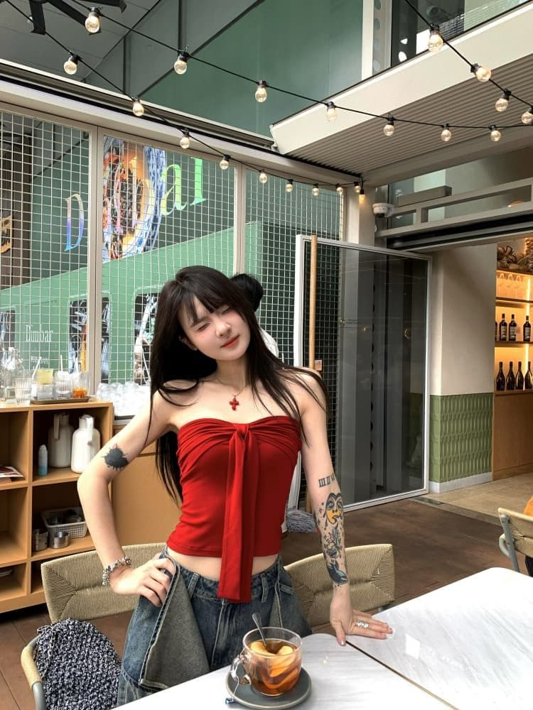 레트로 빨간색 튜브탑 조끼 여름 디자인 센스 나비 매듭 섹시함 핫걸 인사이드 가져 가라. 외출용 맨위 쇼트 스타일 상세 이미지 13