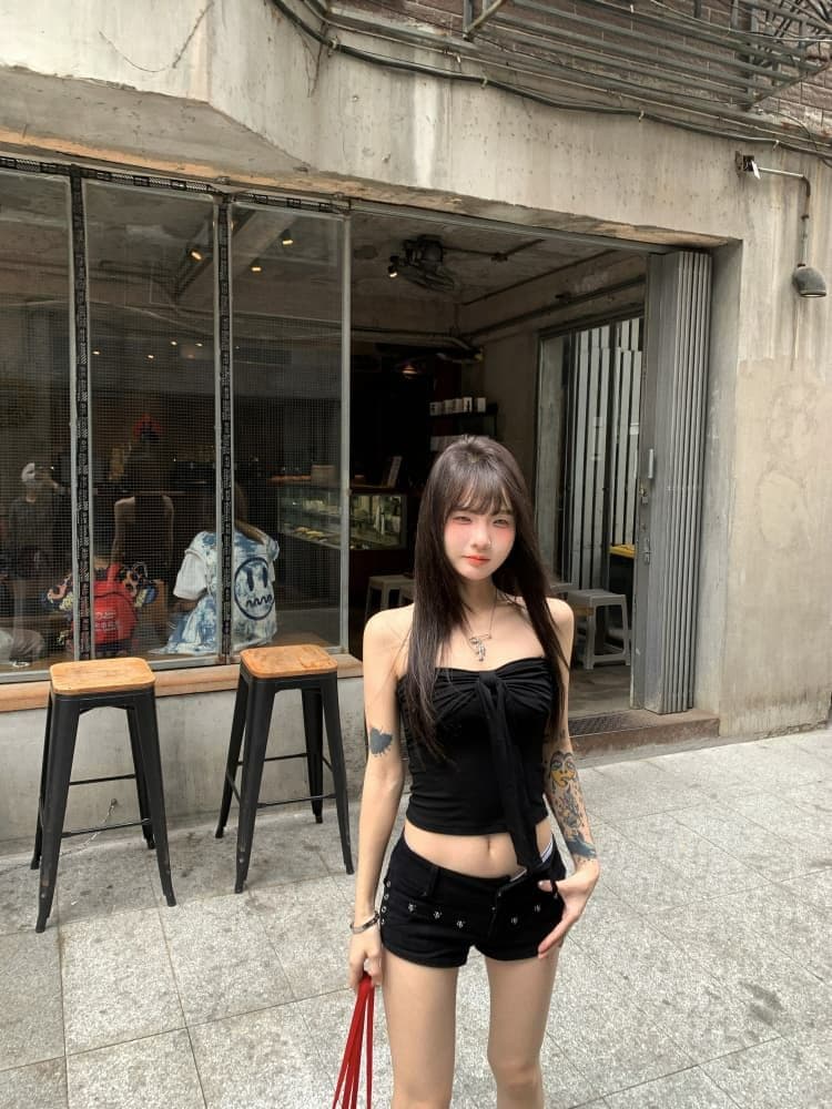 레트로 빨간색 튜브탑 조끼 여름 디자인 센스 나비 매듭 섹시함 핫걸 인사이드 가져 가라. 외출용 맨위 쇼트 스타일 상세 이미지 31