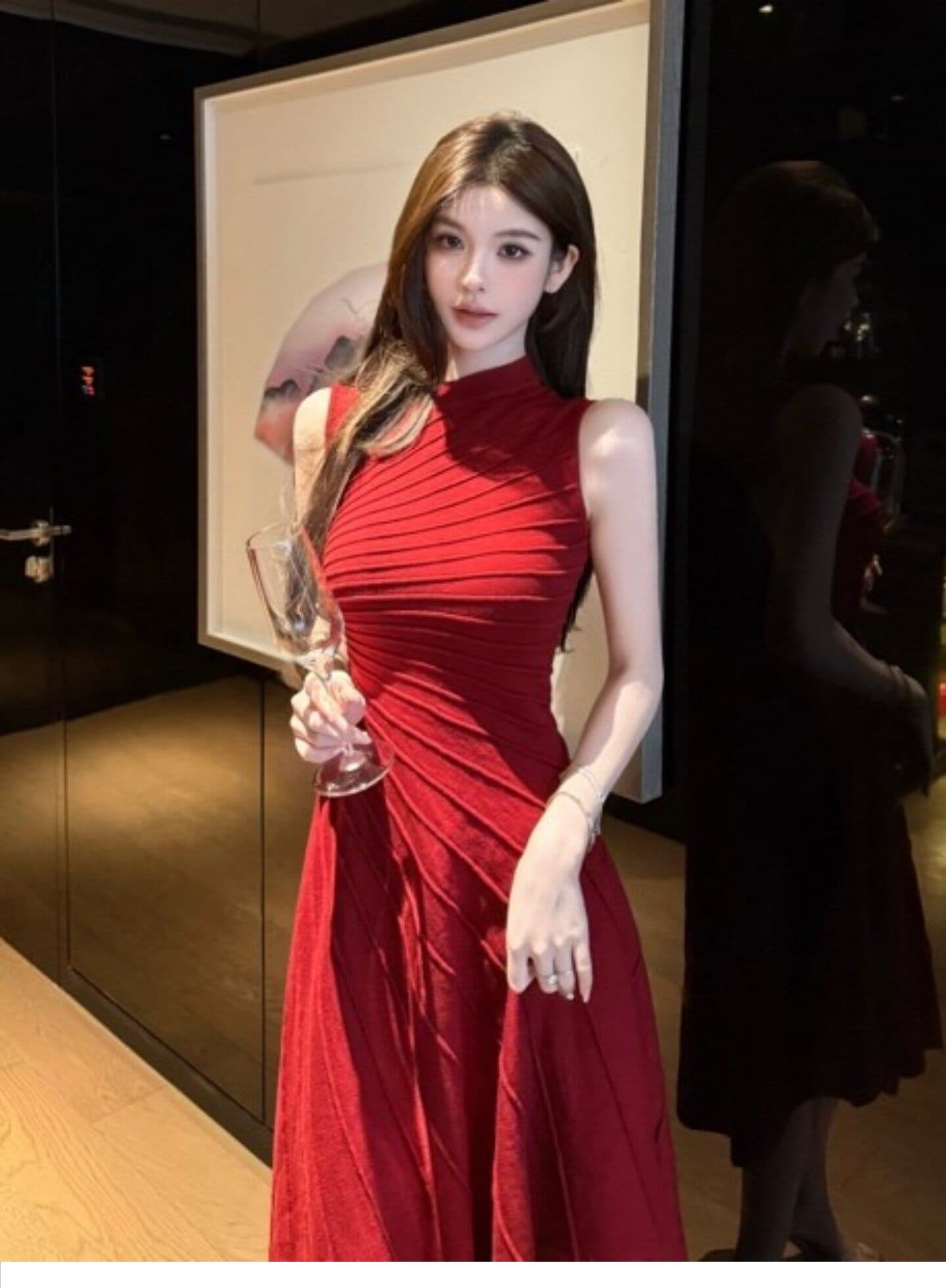 프랑스식 빨간색 불규칙 민소매 조끼 여성 드레스 2026 여름 작은 키 품격 허리 수축 몸매 가꾸기 롱 스커트 상세 이미지 2