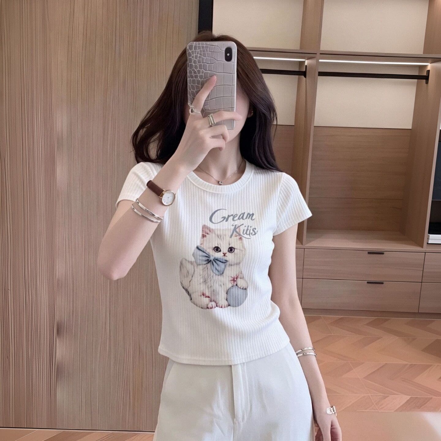 귀여운 고양이 프린트 라운드 넥 반팔 티셔츠 여성 여름 새로운 한 부서 달콤함 연령 감소 고유 한 몸매 가꾸기 맨위 서비스