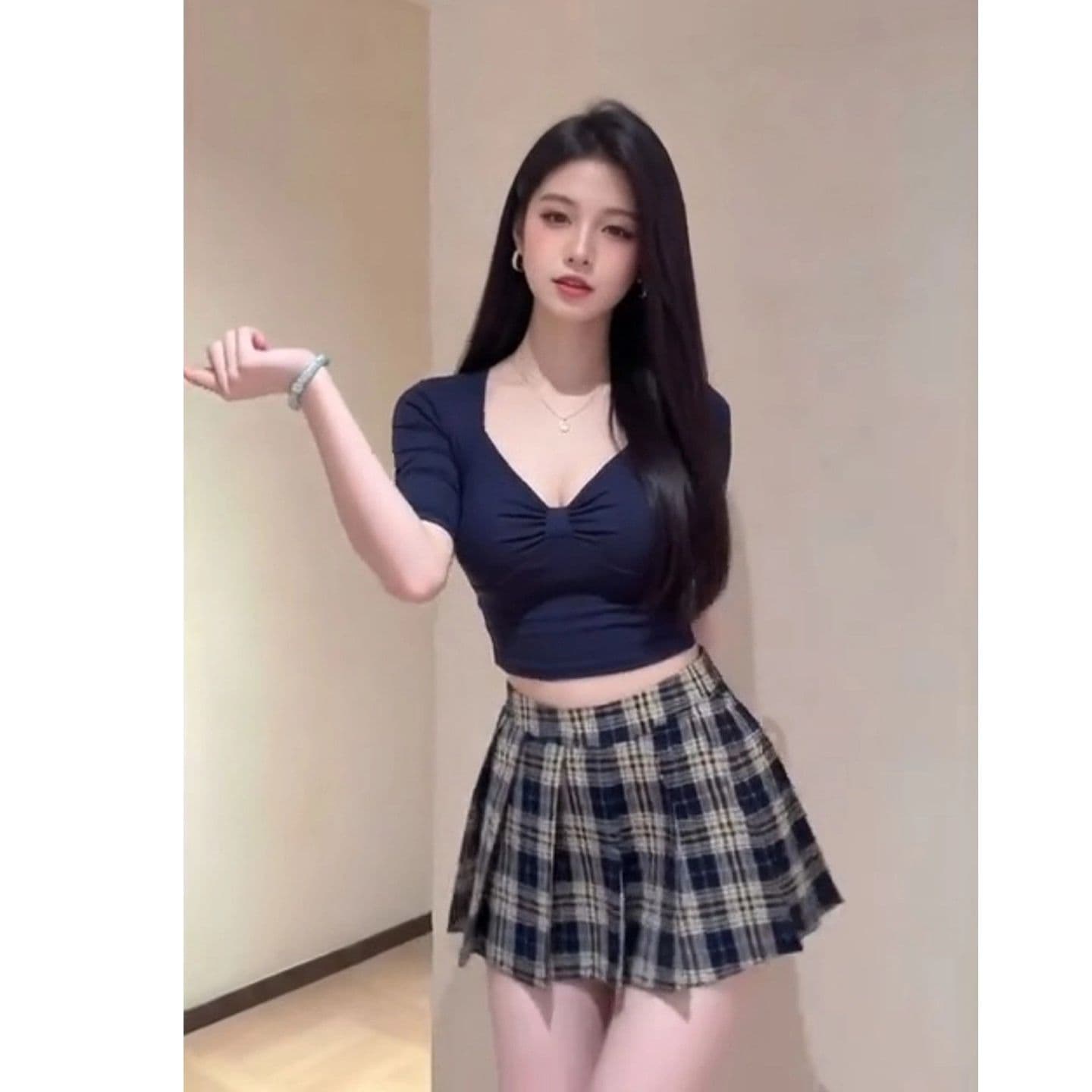 파란색 V넥 나비 매듭 반팔 티셔츠 체크무늬 미니 스커트 세트 여성 여름 작은 키 몸매 가꾸기 학원 스타일 이미지 4
