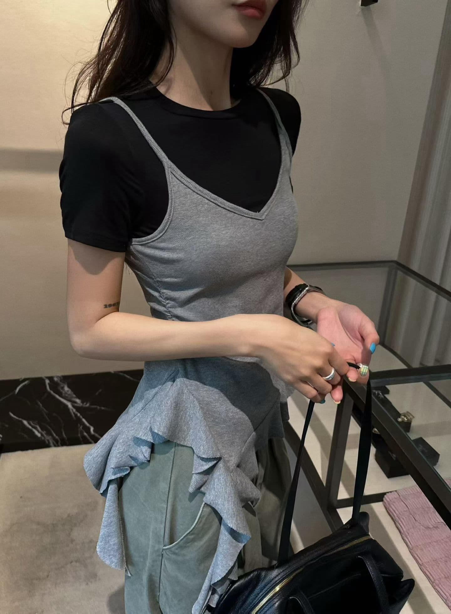 260g 사람들 면 와 사고 방식 불규칙 프릴 반팔 몸매 가꾸기 패치워크 색상 몸매 가꾸기 페이크 레이어드 맨위 상세 이미지 3