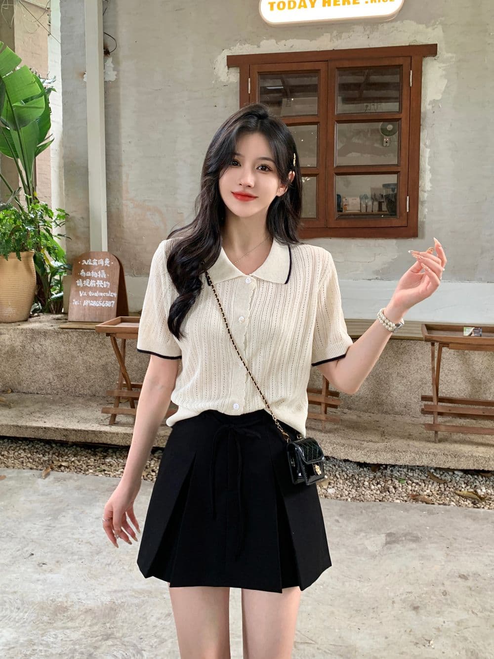 홀로우 아웃 반팔 니트 스웨터 여성 2026 년 새로운 한 부서 Chic 디자인 센스 얼음 실크 쇼트 스타일 얇은 스타일 맨위 티셔츠 이미지 3