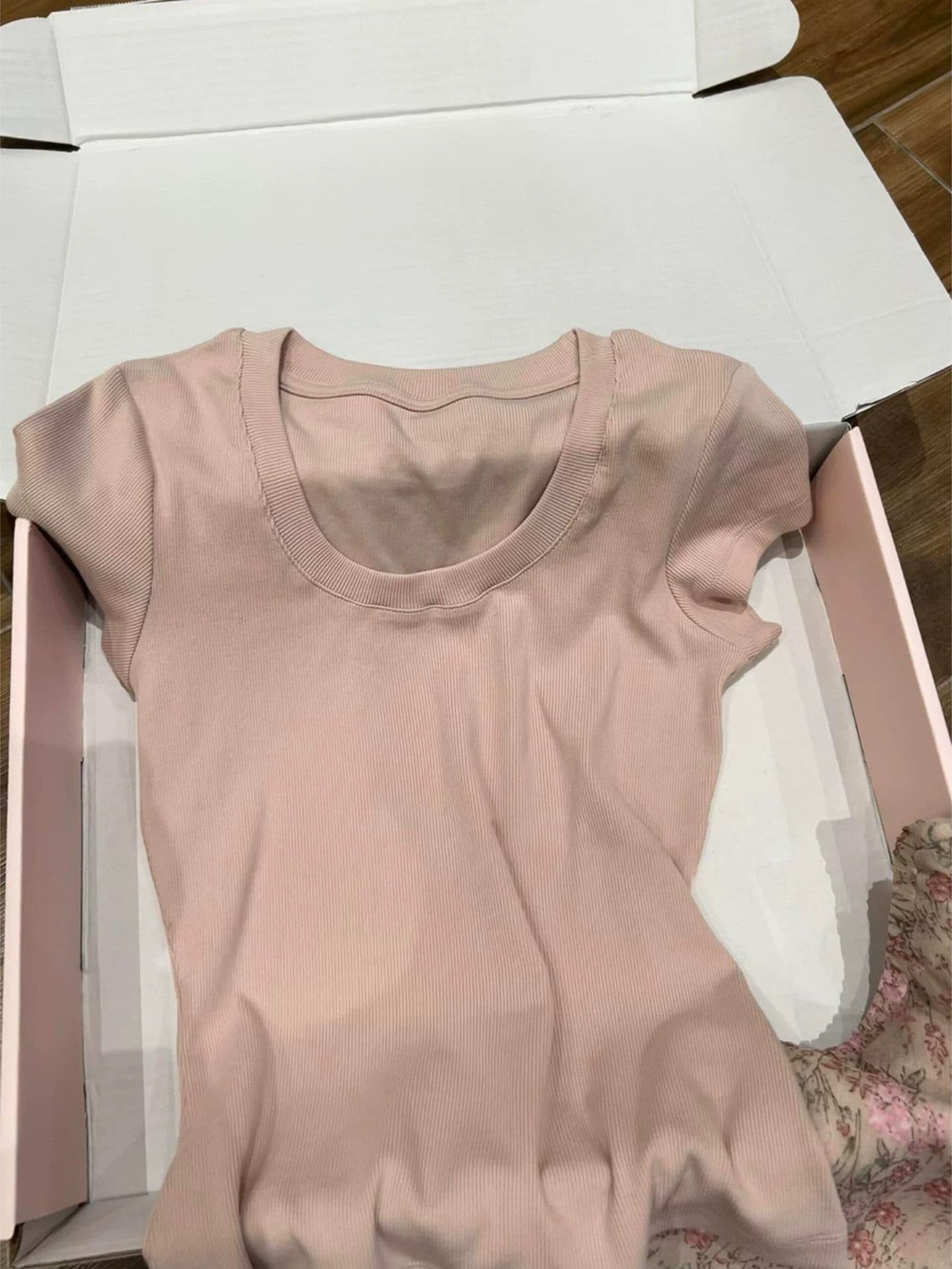 핑크색 꽃무늬 쉬폰 반신 스커트 여성 여름 여성 라운드 넥 반팔 꽃무늬 반신 스커트 투피스 세트 패션 세트 이미지 3