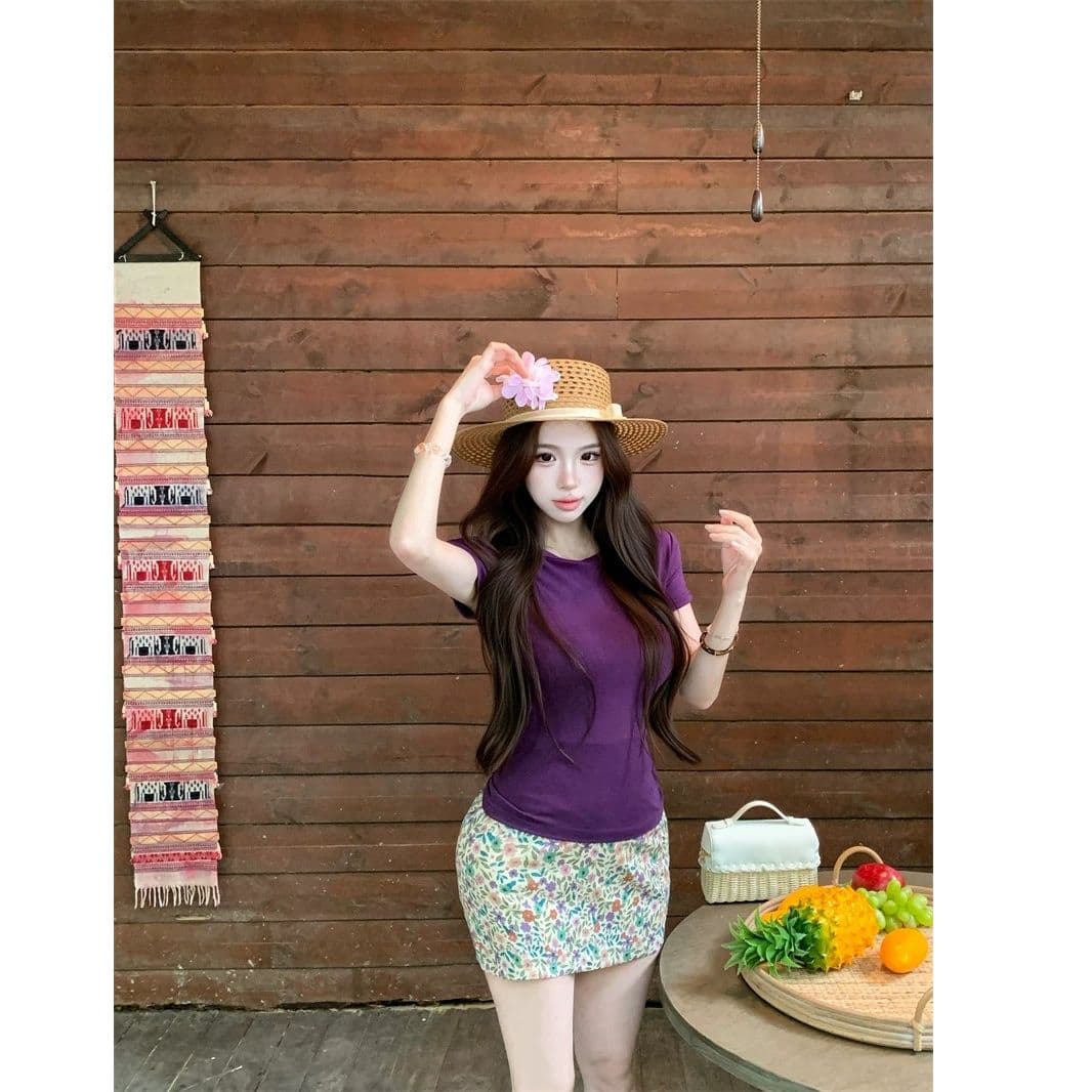 작은 키 한 부서 몸매 가꾸기 디스플레이 몸 세트 여성 여름 보라색 티셔츠 꽃무늬 반신 스커트 투피스 세트 쇼트 스타일 이미지 2