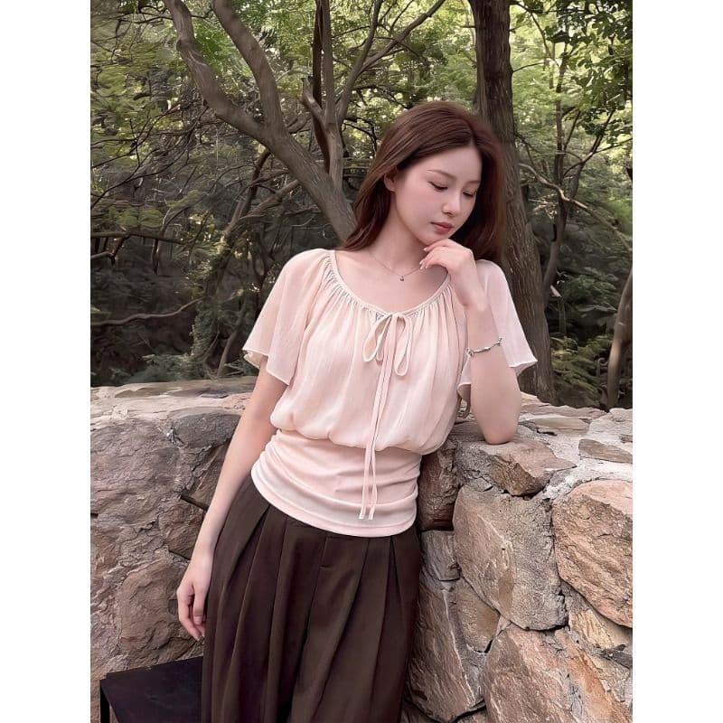 좋은 면 싸움 쉬폰 주름 부드러운 한 부서 바람 V넥 레이스업 여성 셔츠 여름 연꽃 잎 소매 페이크 레이어드 맨위