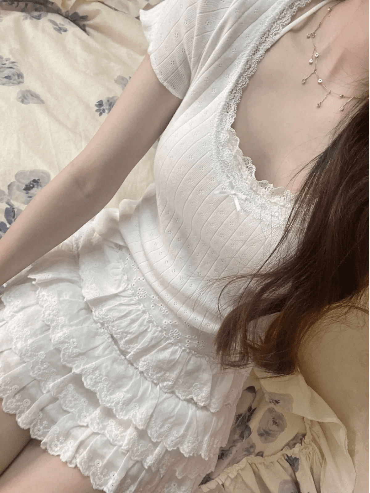 원본 광저우 원단 순수한 욕망 달콤함 레이스 몸매 가꾸기 슬림해 보이는 긍정적 인 어깨 쇼트 스타일 인사이드 가져 가라. 이미지 3