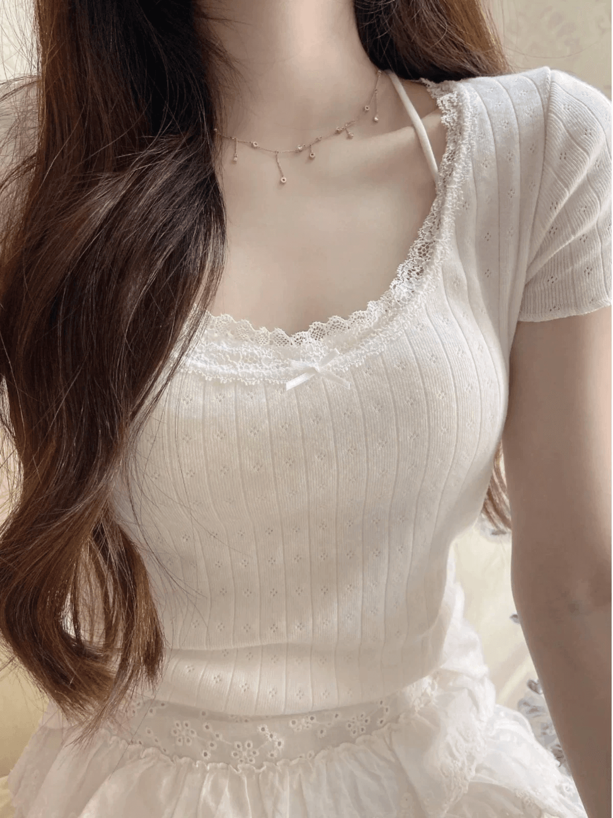 원본 광저우 원단 순수한 욕망 달콤함 레이스 몸매 가꾸기 슬림해 보이는 긍정적 인 어깨 쇼트 스타일 인사이드 가져 가라. 상세 이미지 1
