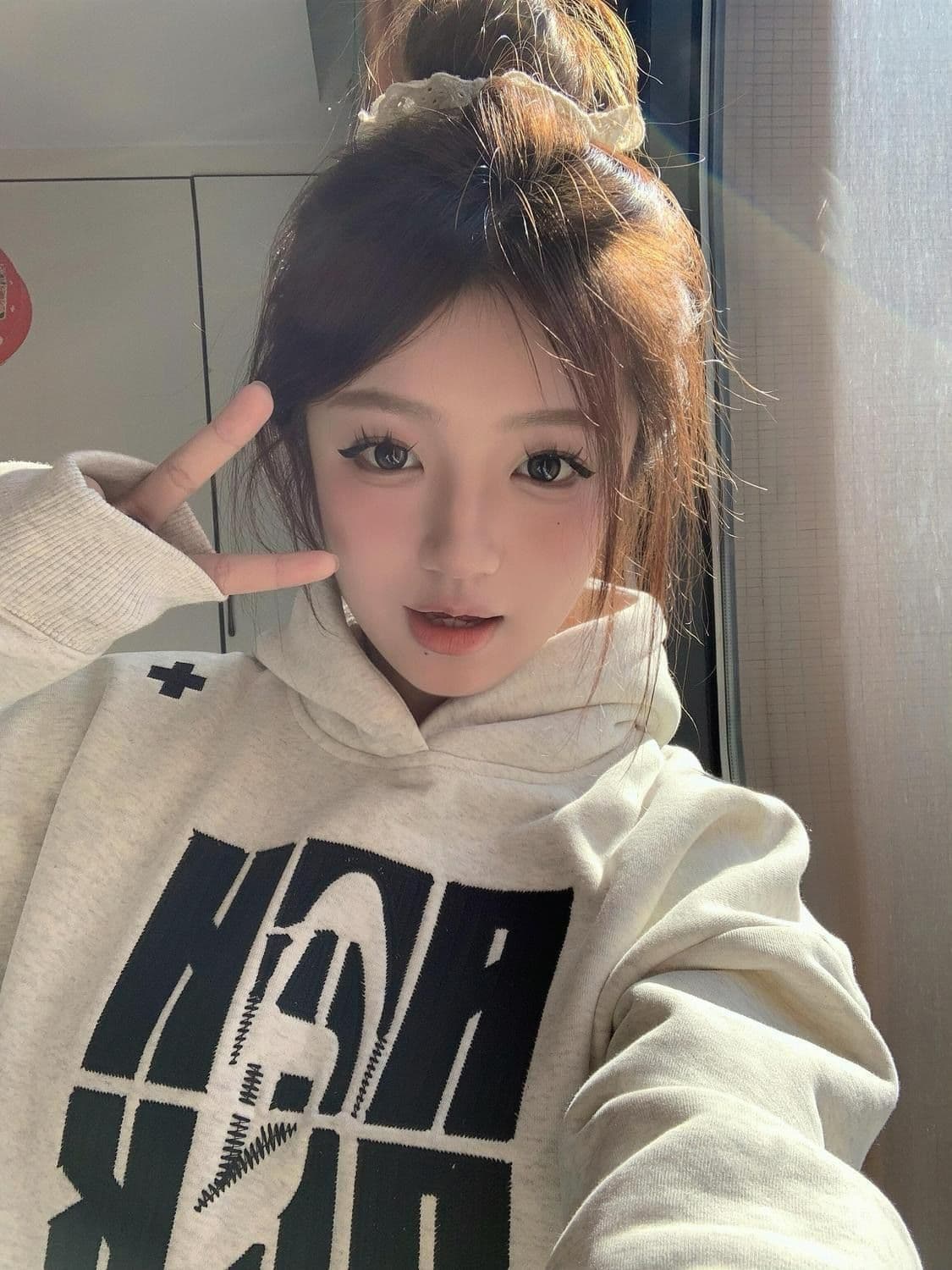 얇은 스타일 털이 있는 순수한 Mianhua 면 복합 암소 후드티 여성 상세 이미지 4