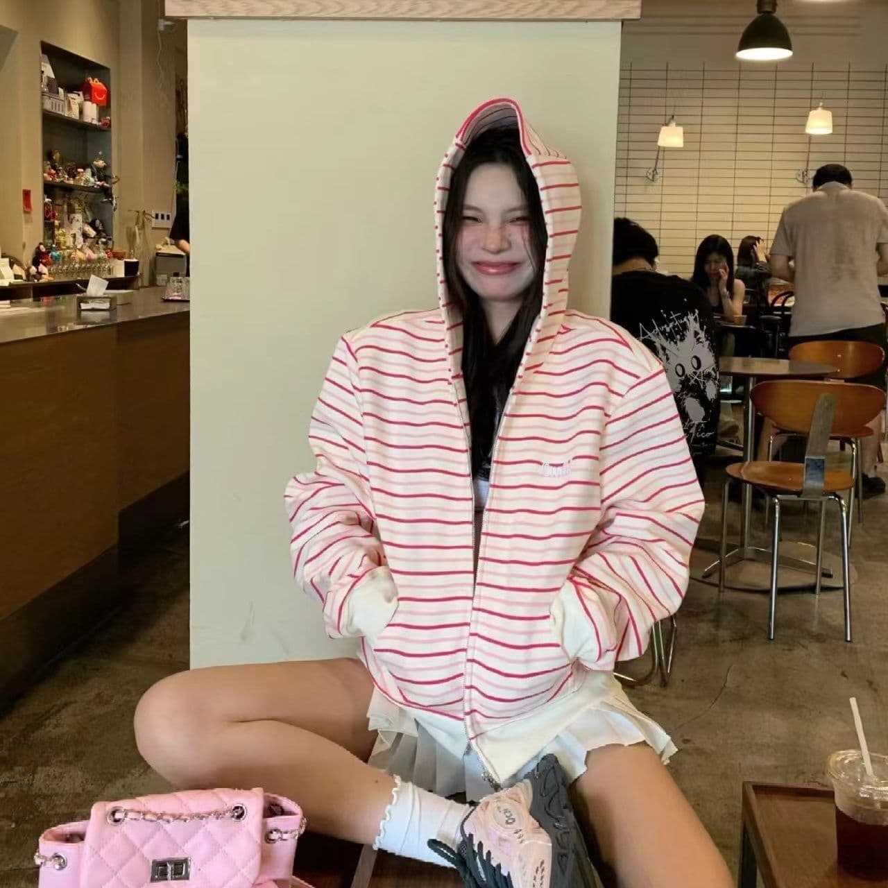 얇은 스타일 털이 있는 자수 순수한 Mianhua 면 복합 후드티 여성 이미지 3