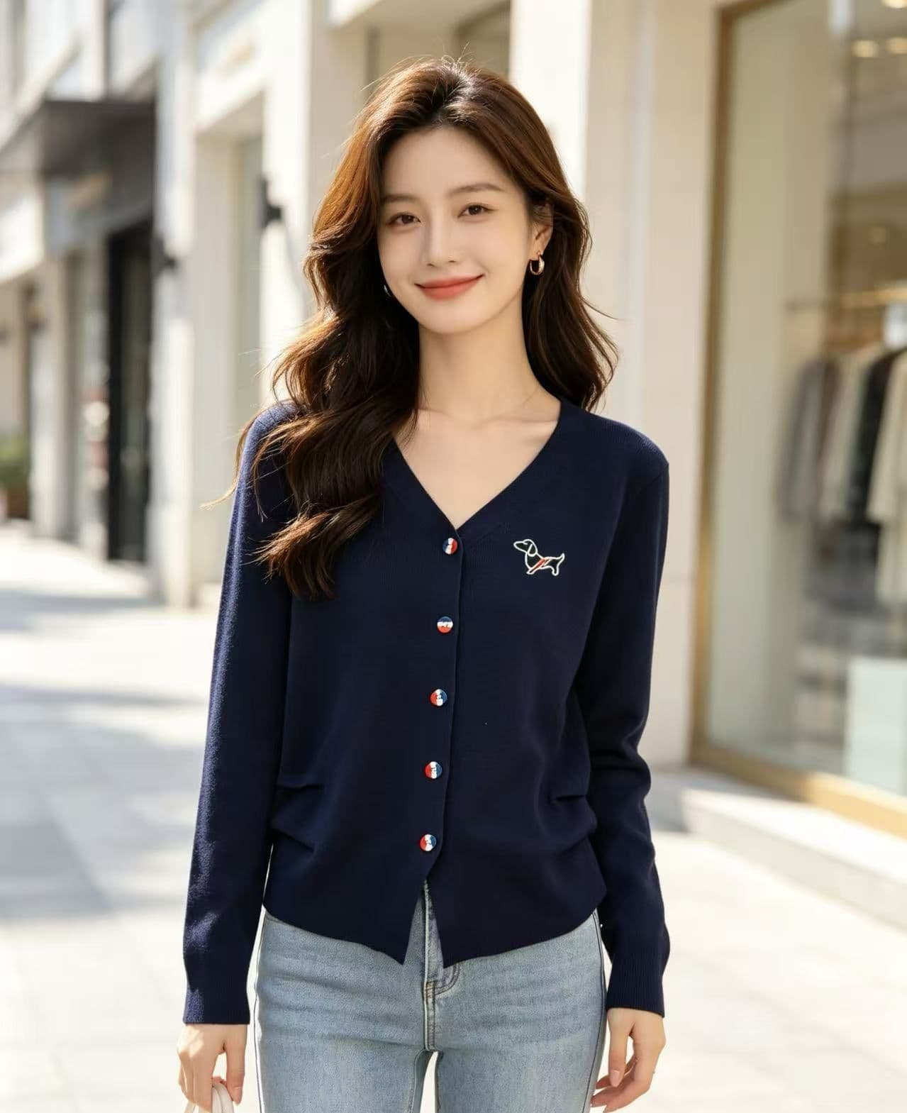 2026 가을 새로운 한국 스타일 배색 V넥 강아지 자수 주름 허리 수축 슬림해 보이는 긴팔 오픈 가디건 다용도 맨위 상세 이미지 3