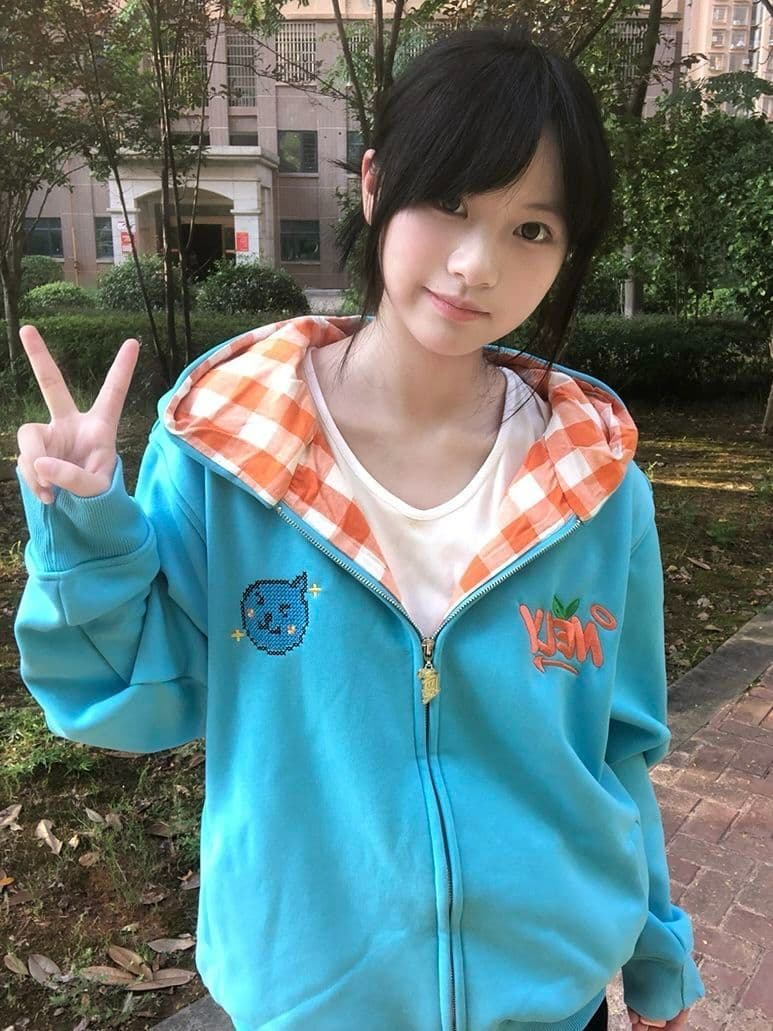얇은 스타일 털이 있는 순수한 Mianhua 면 복합 후드티 여성 이미지 2
