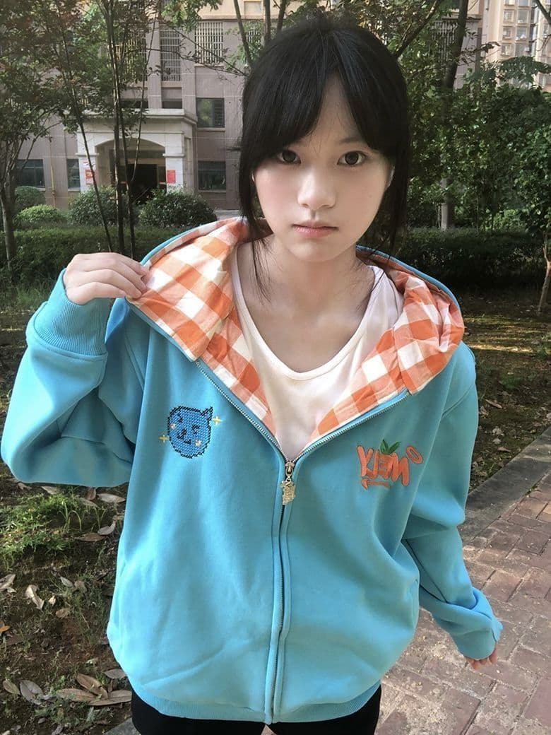 얇은 스타일 털이 있는 순수한 Mianhua 면 복합 후드티 여성 상세 이미지 4