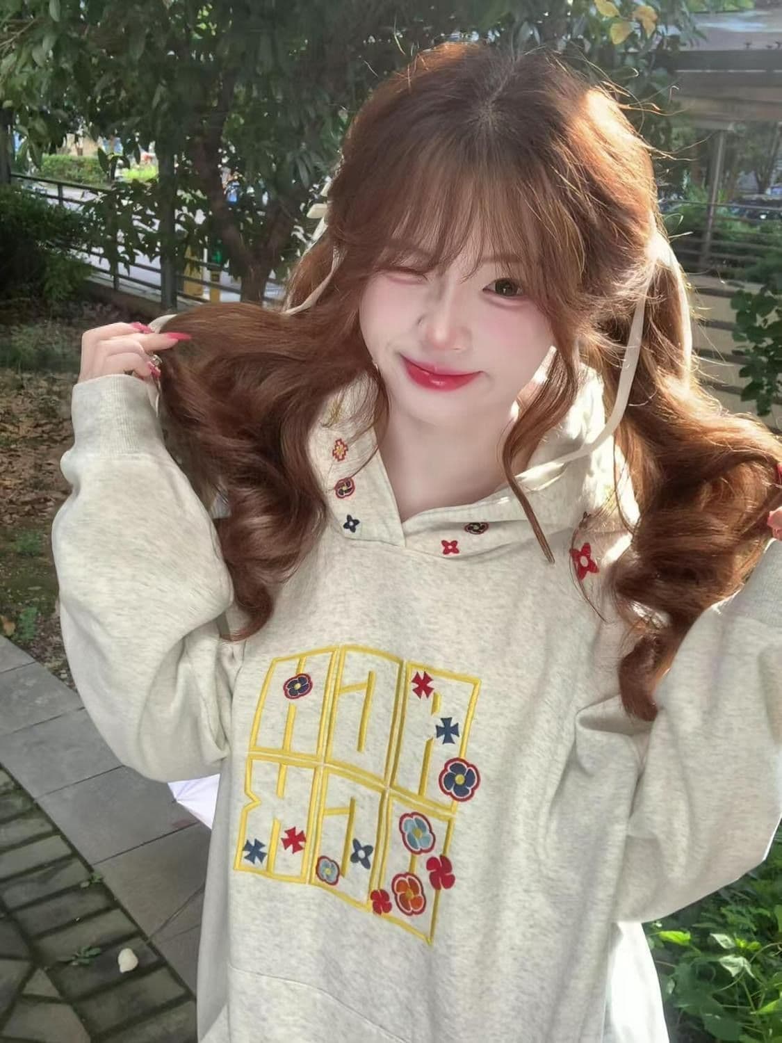 얇은 스타일 털이 있는 자수 원본 솜씨 순수한 Mianhua 면 복합 후드티 여성 상세 이미지 2